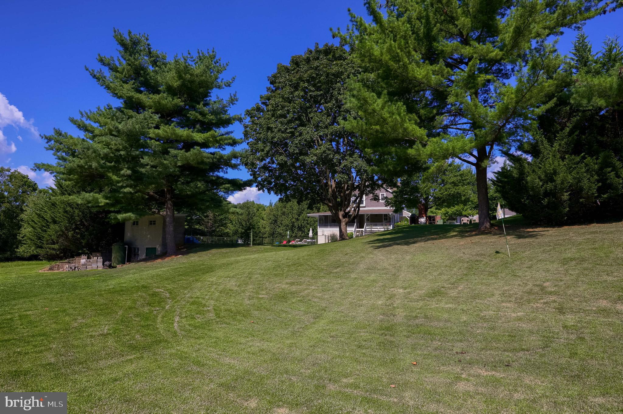 FARM ON QUARRY ROAD - Farm