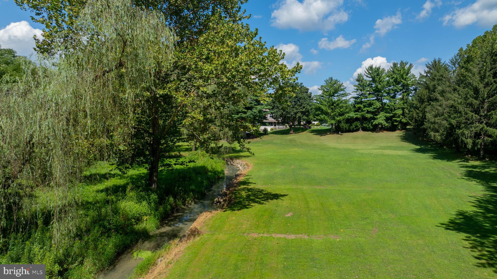 FARM ON QUARRY ROAD - Farm