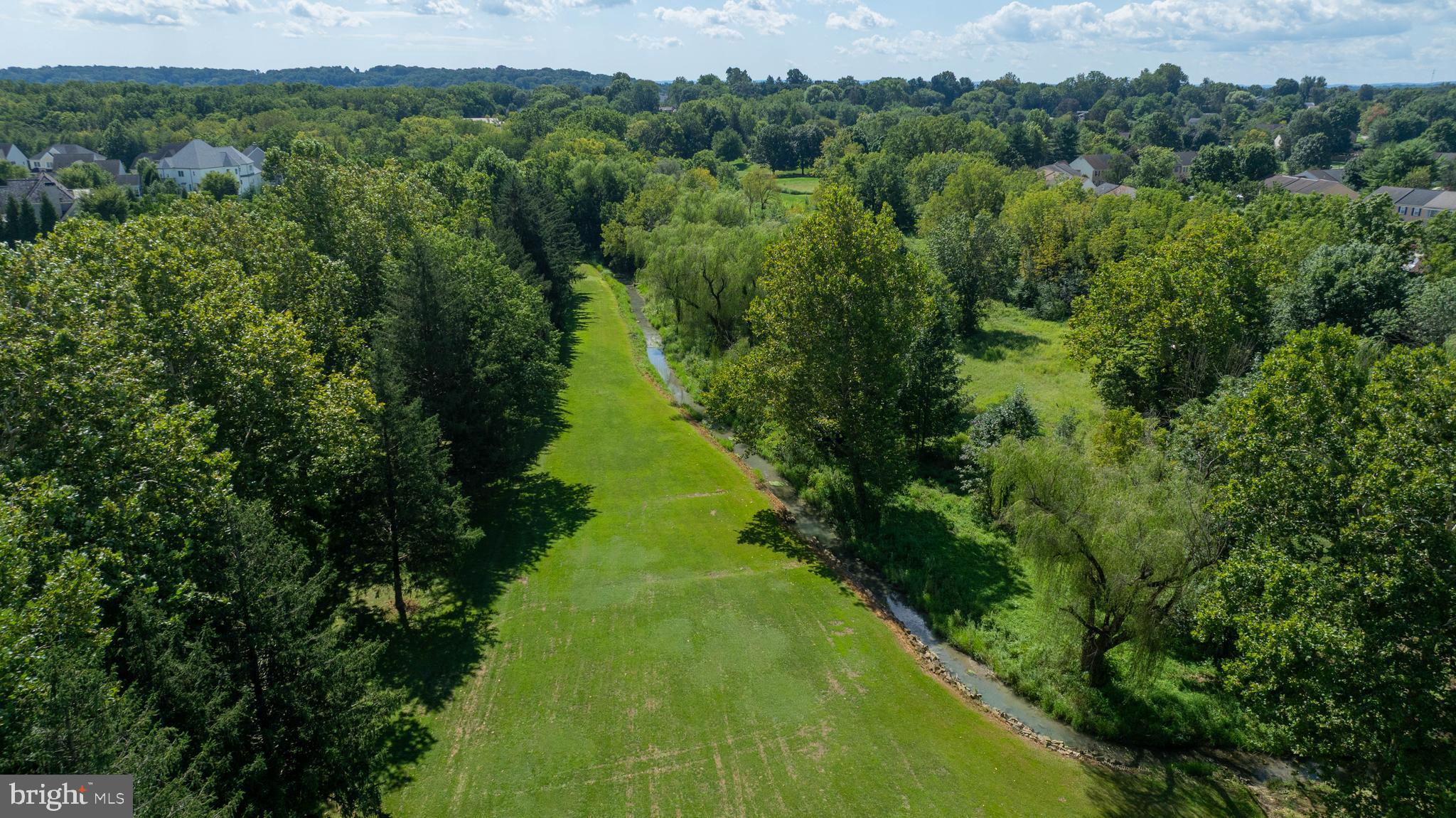 FARM ON QUARRY ROAD - Farm