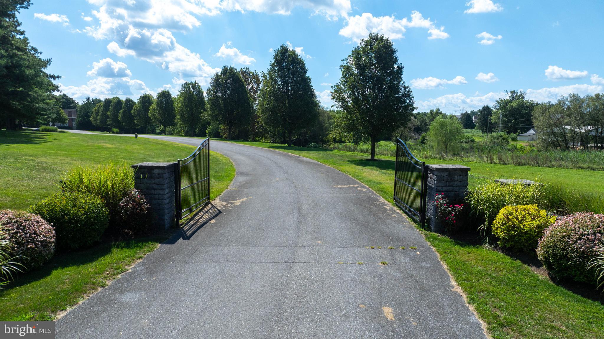 FARM ON QUARRY ROAD - Farm