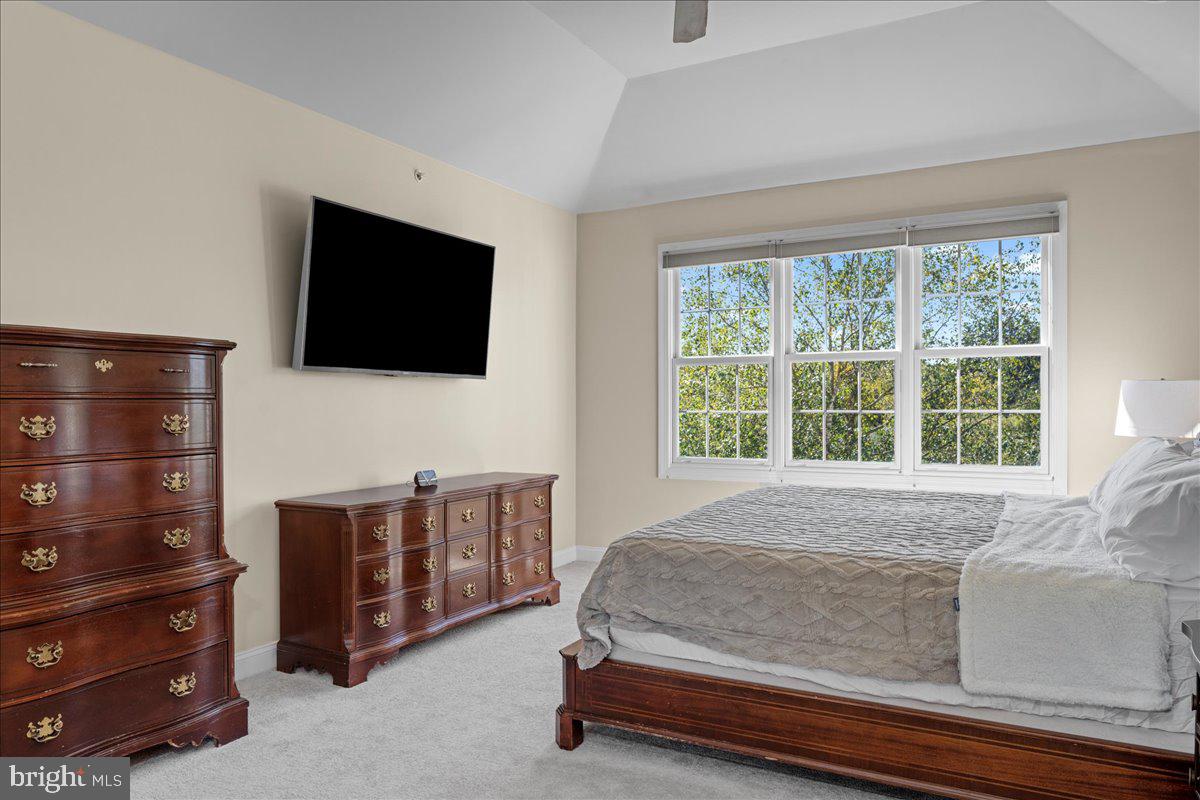 RIDINGS OF WARWICK - Residential
