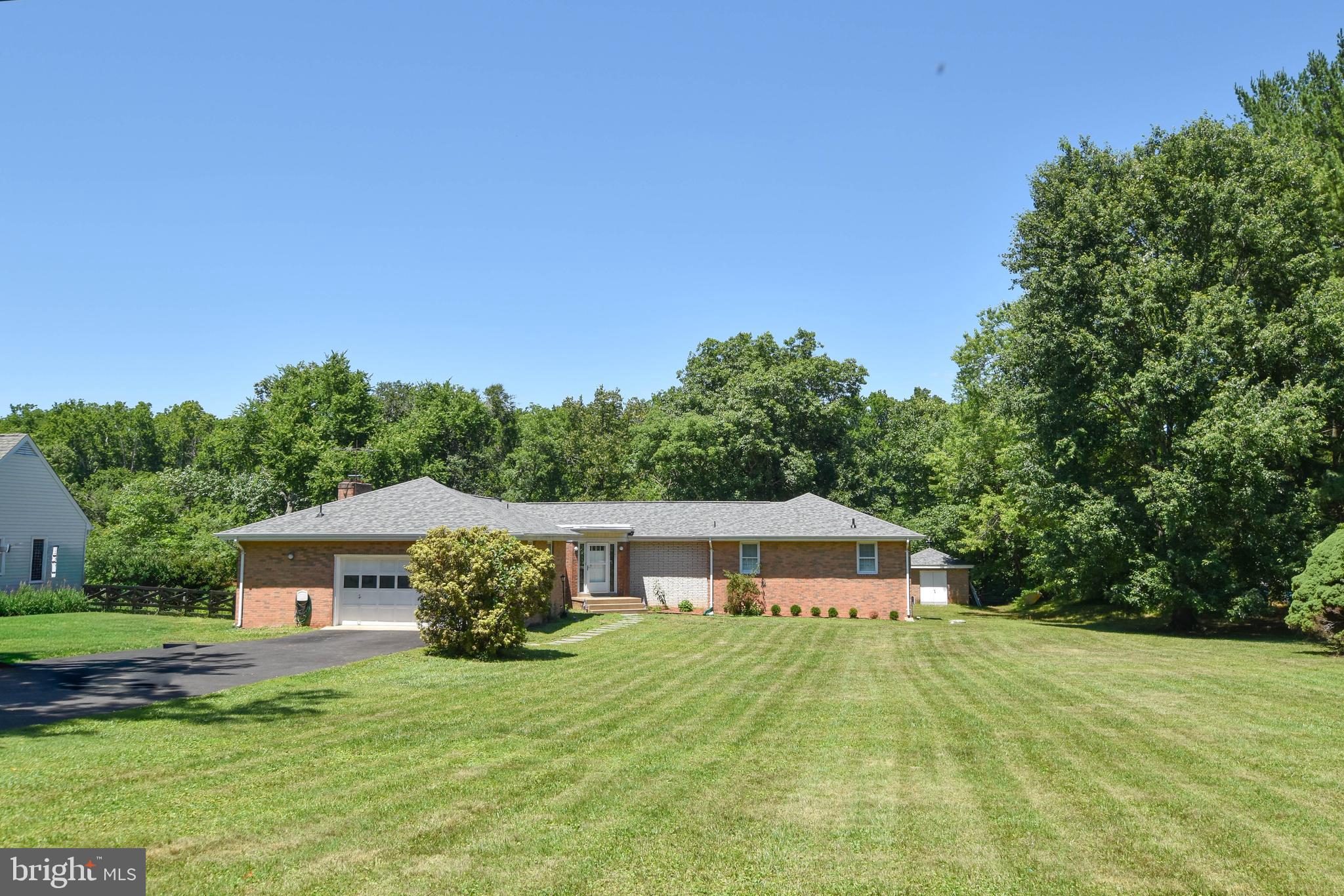 BROAD RUN FARMS - Residential