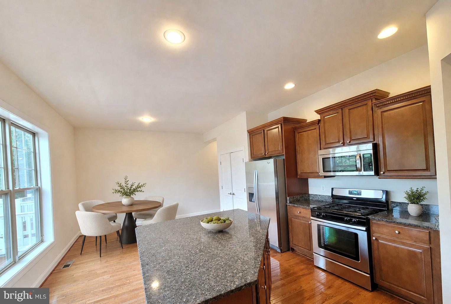 STATION VIEW - Residential