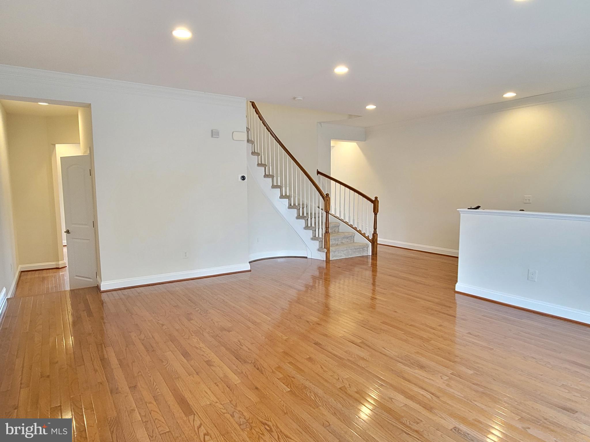 STATION VIEW - Residential