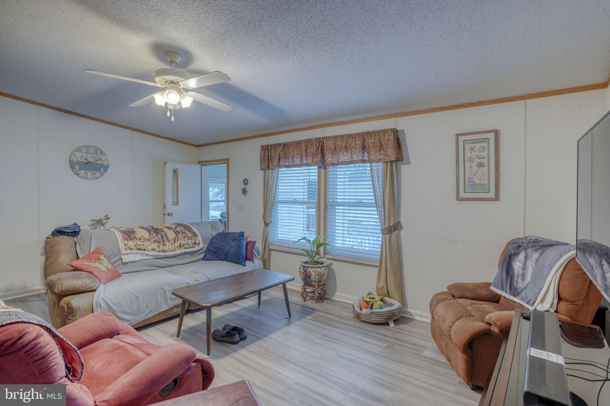 LAKELAND MHP - Residential