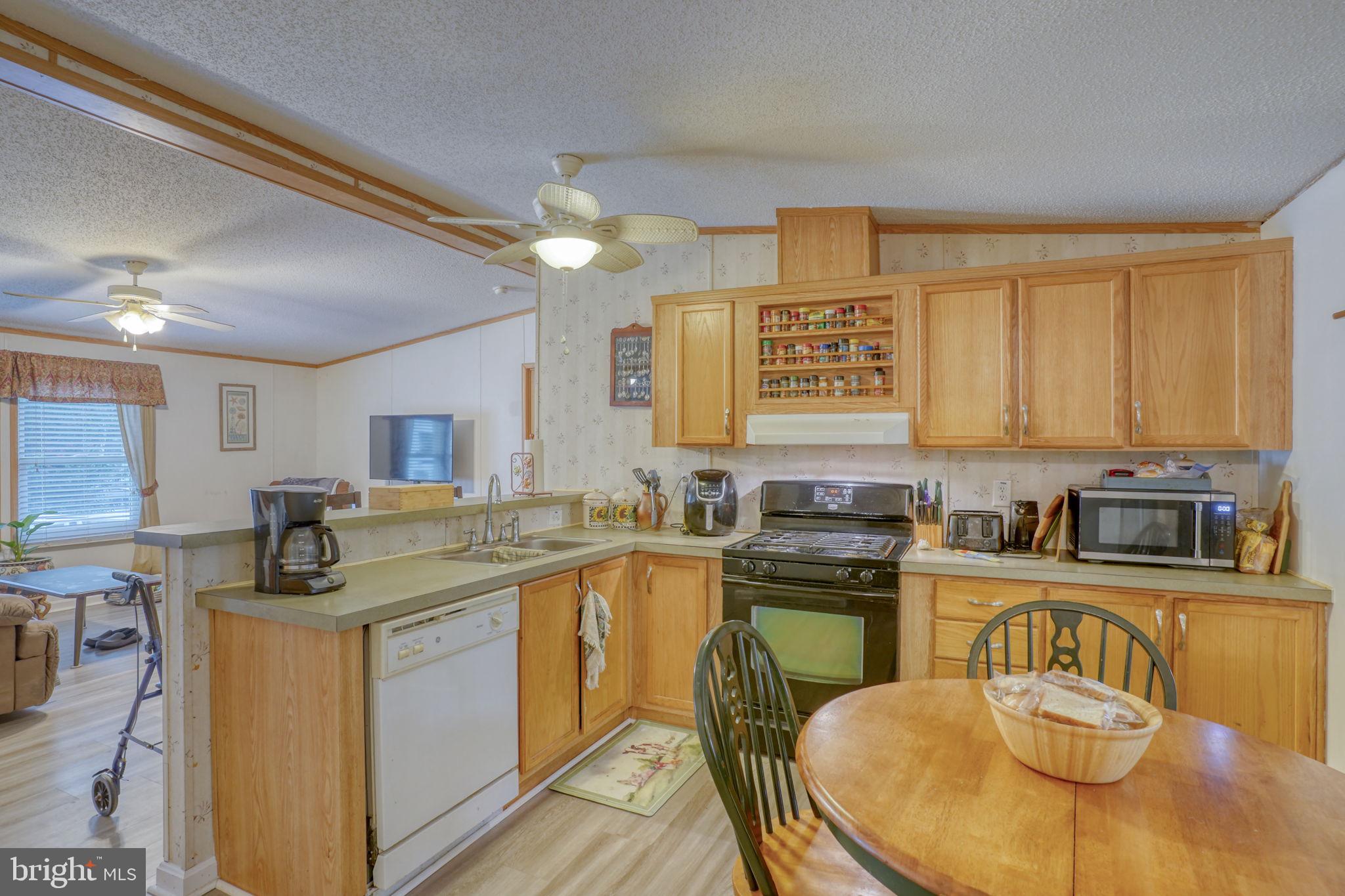 LAKELAND MHP - Residential