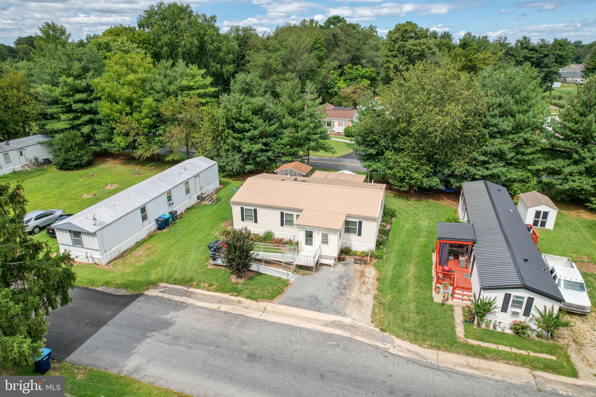 LAKELAND MHP - Residential