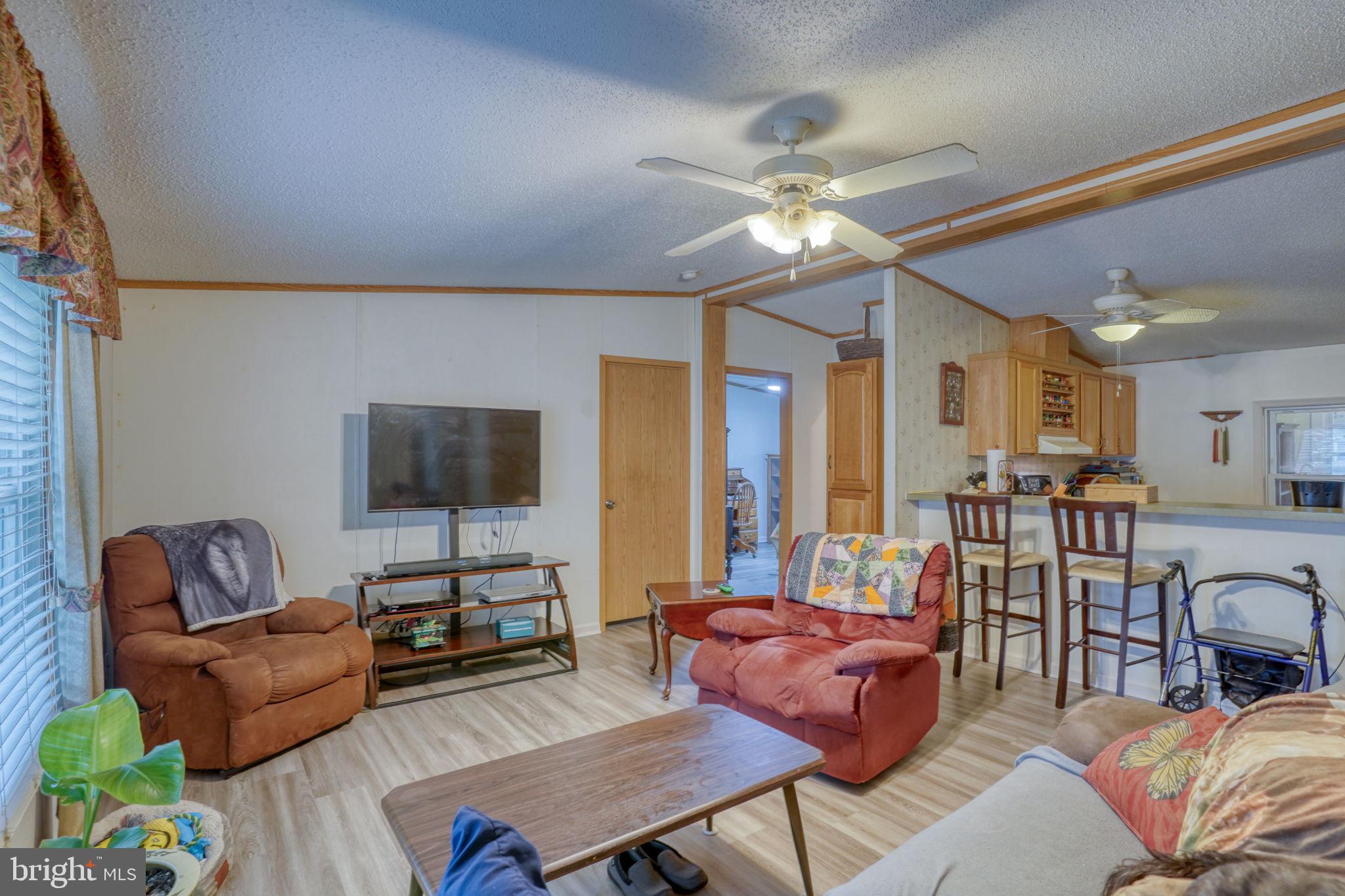 LAKELAND MHP - Residential