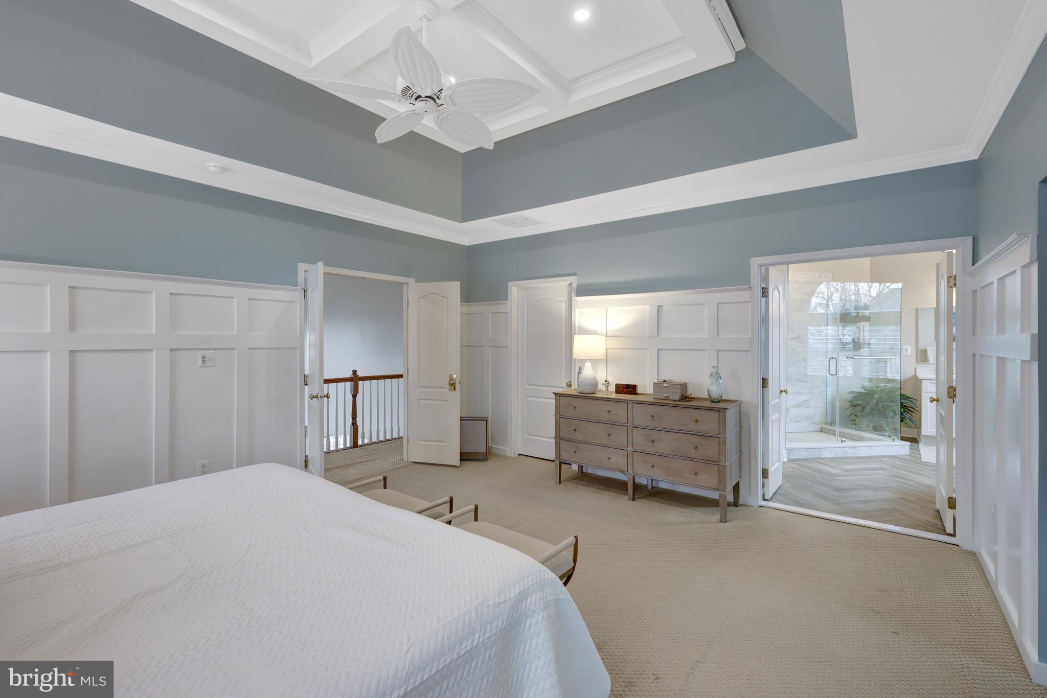 LOUDOUN VALLEY ESTATES - Residential
