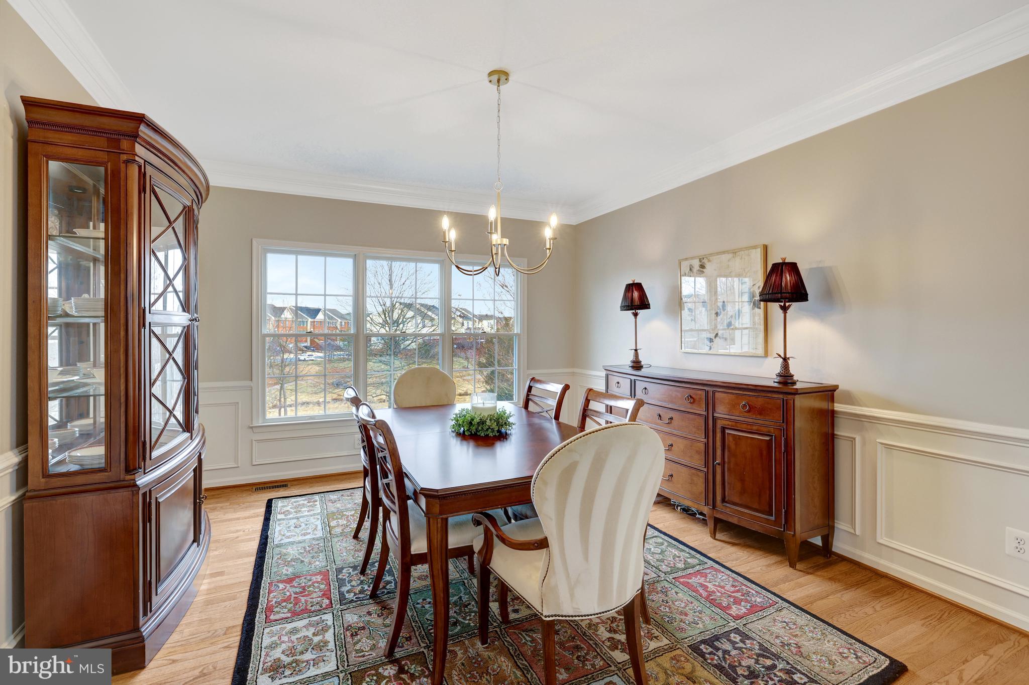 LOUDOUN VALLEY ESTATES - Residential