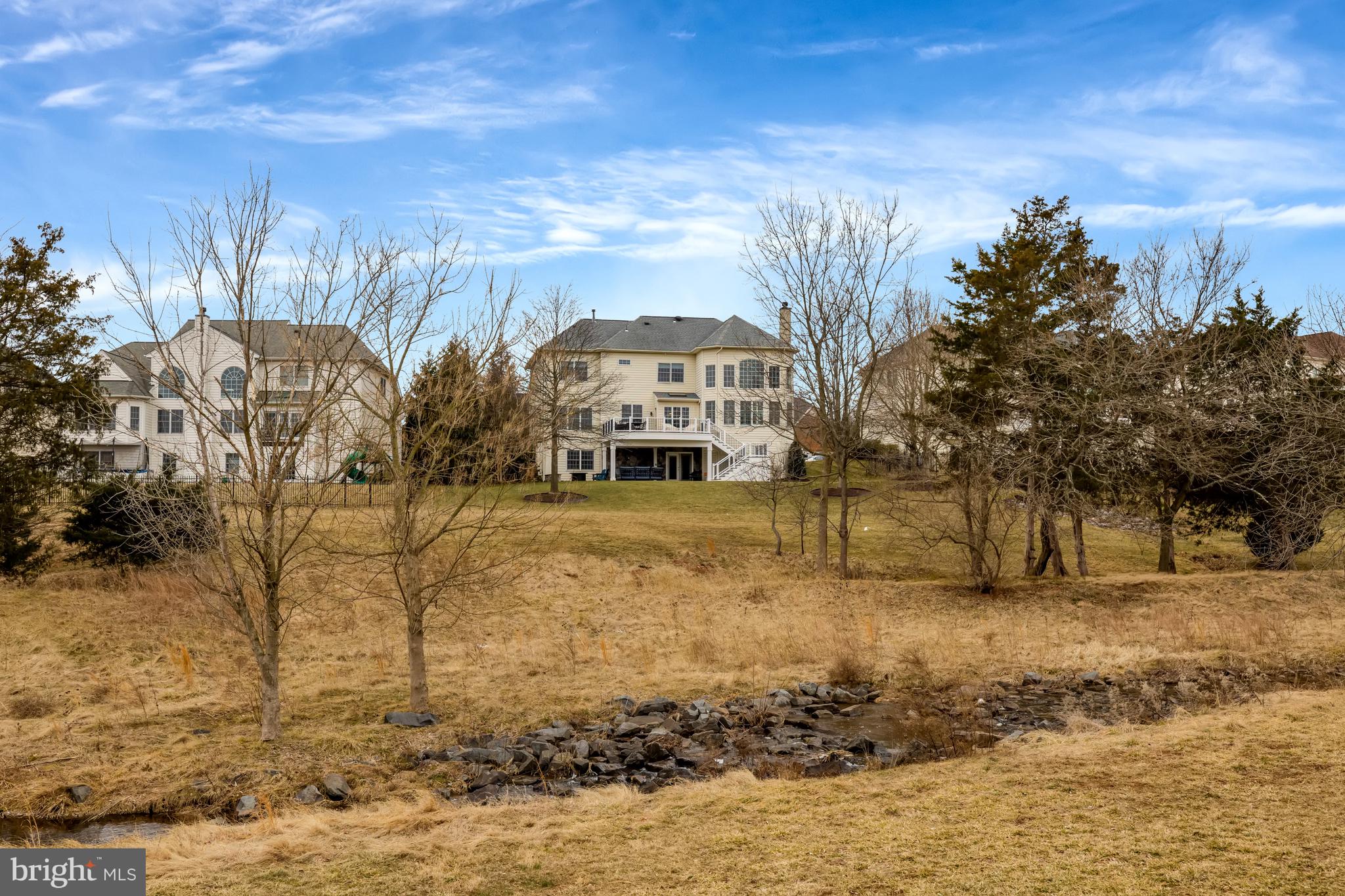 LOUDOUN VALLEY ESTATES - Residential