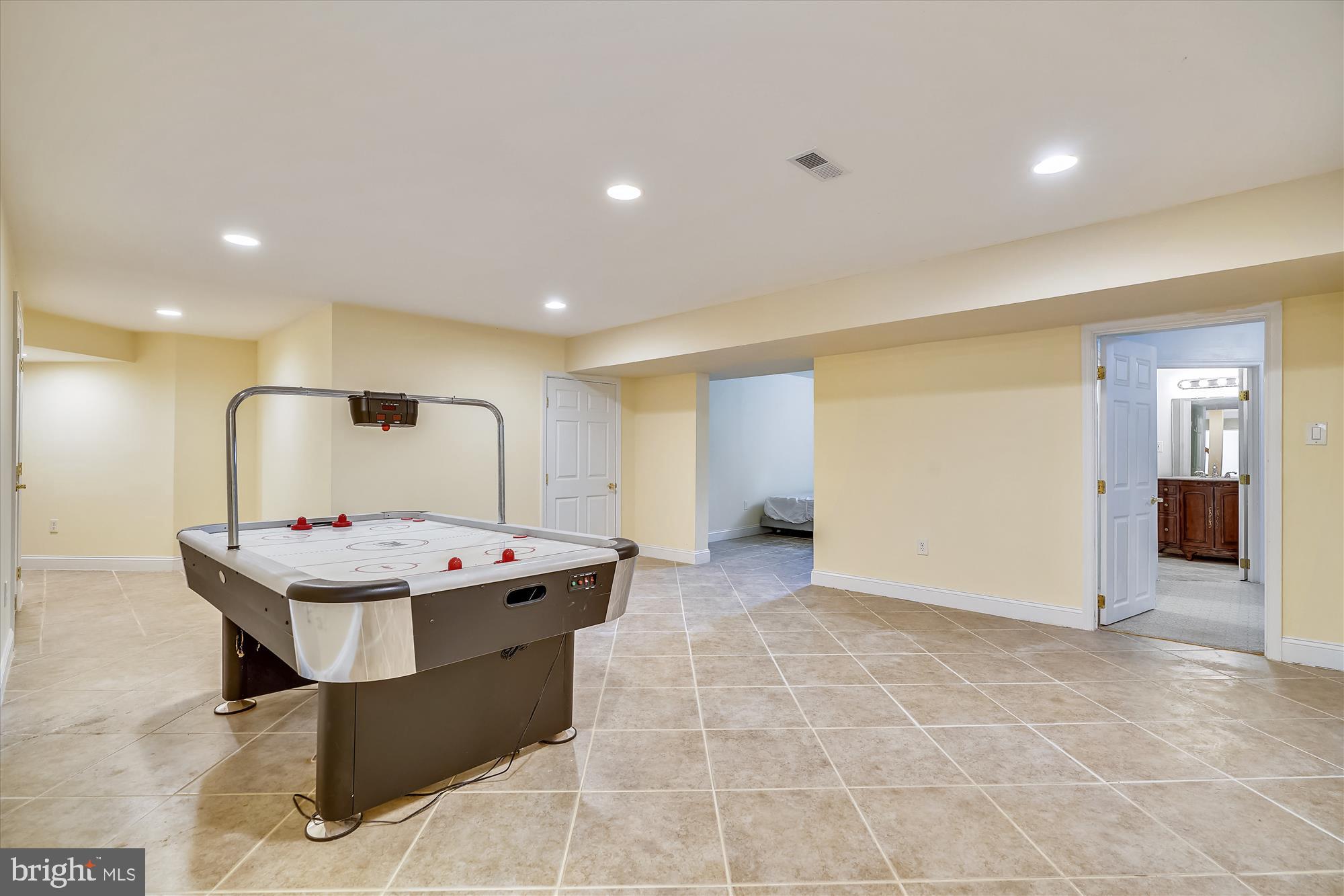 WATERFORD FARMS - Residential
