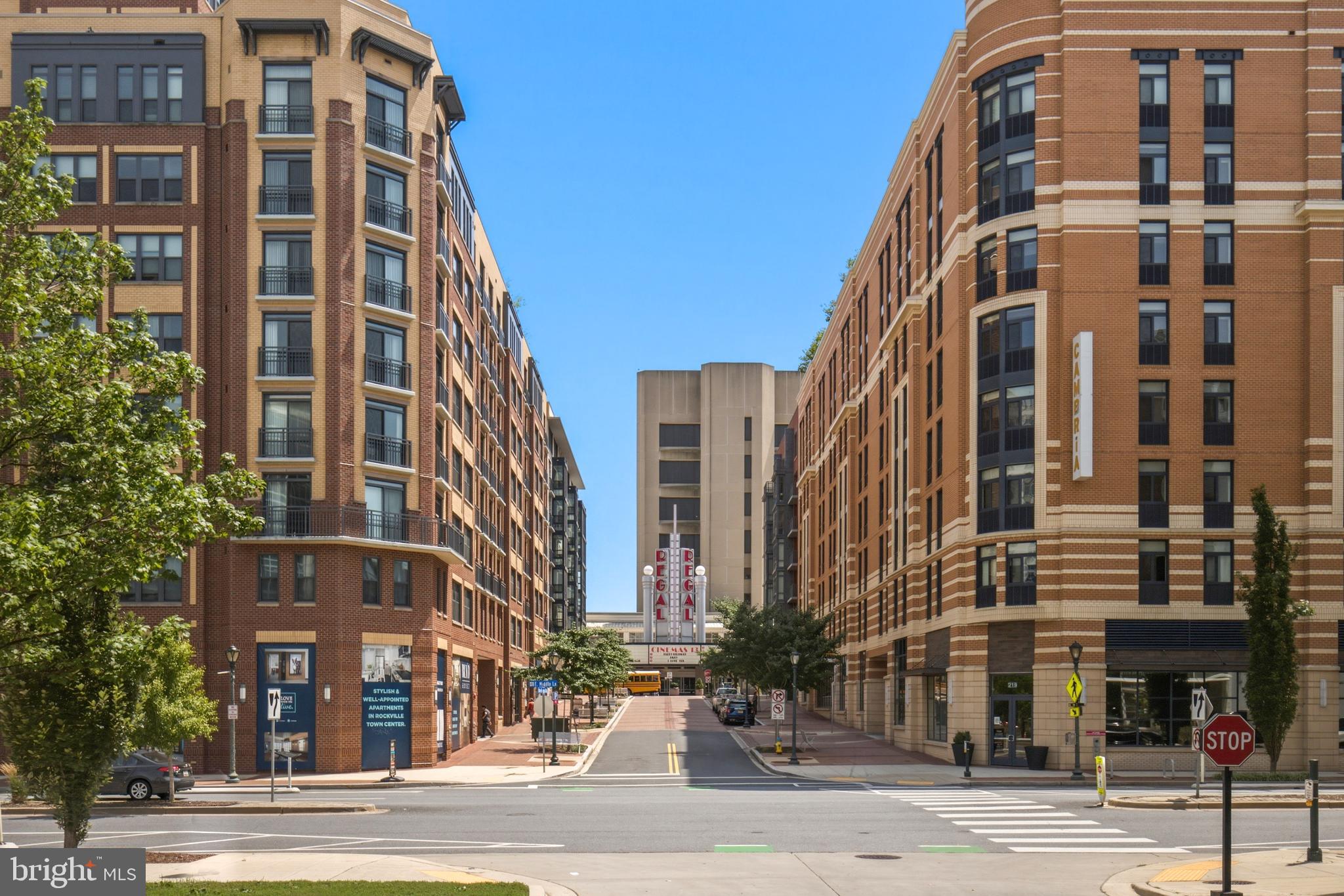 JANETA - Residential