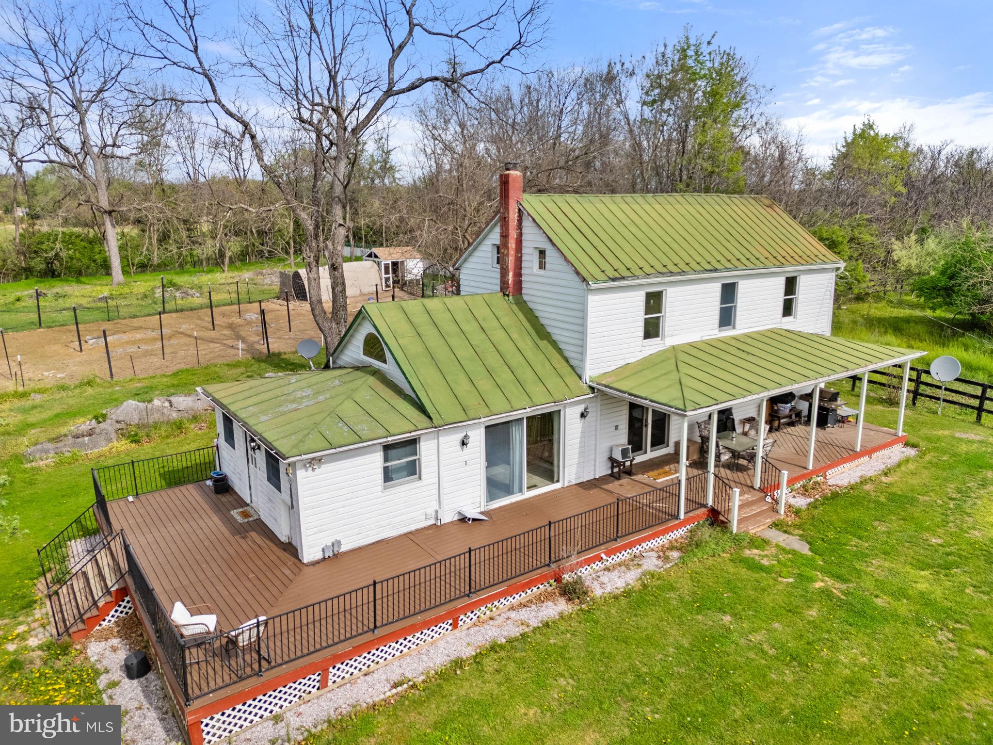 OLD RUSSELL FARM - Residential
