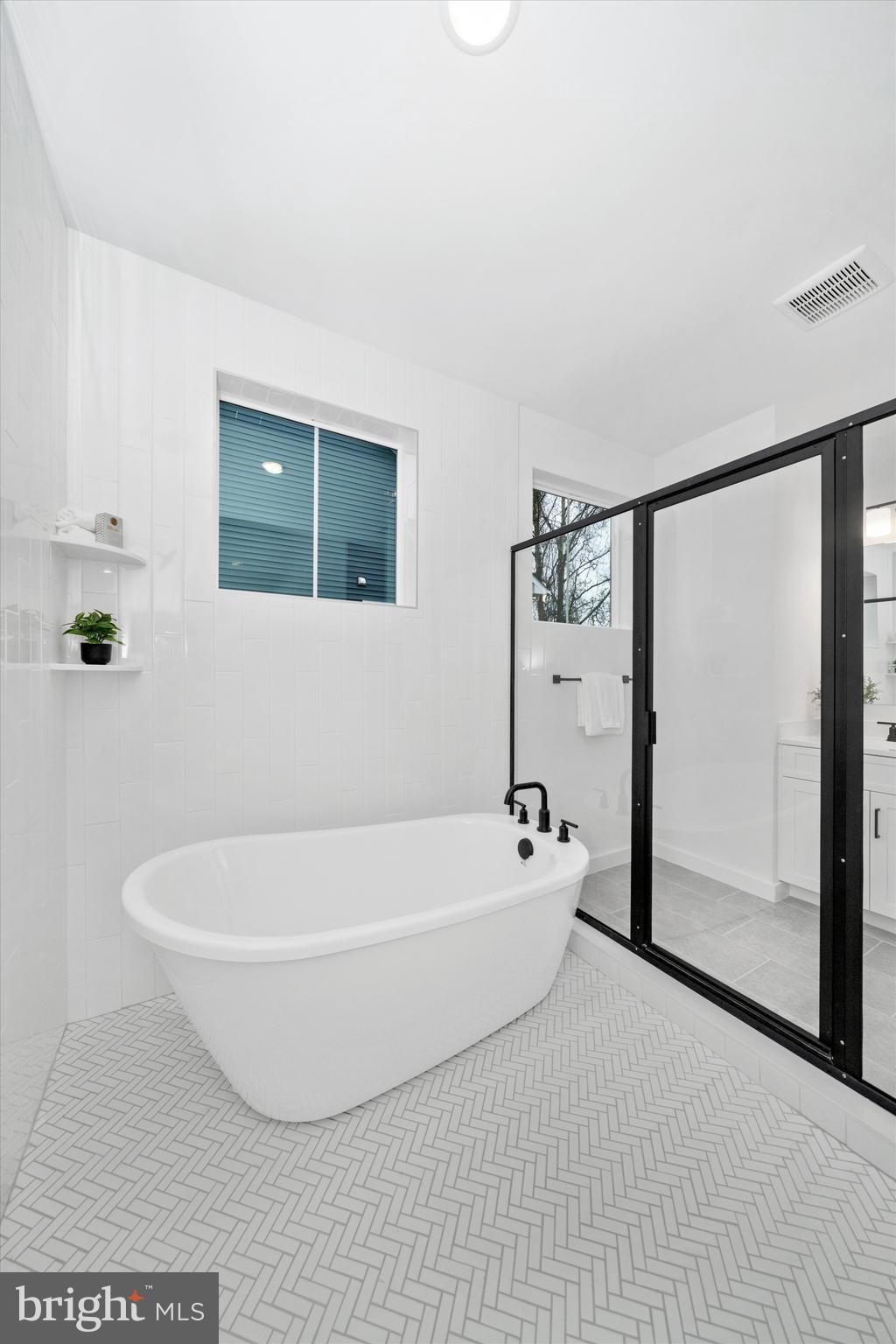 MILLERSVILLE - Residential