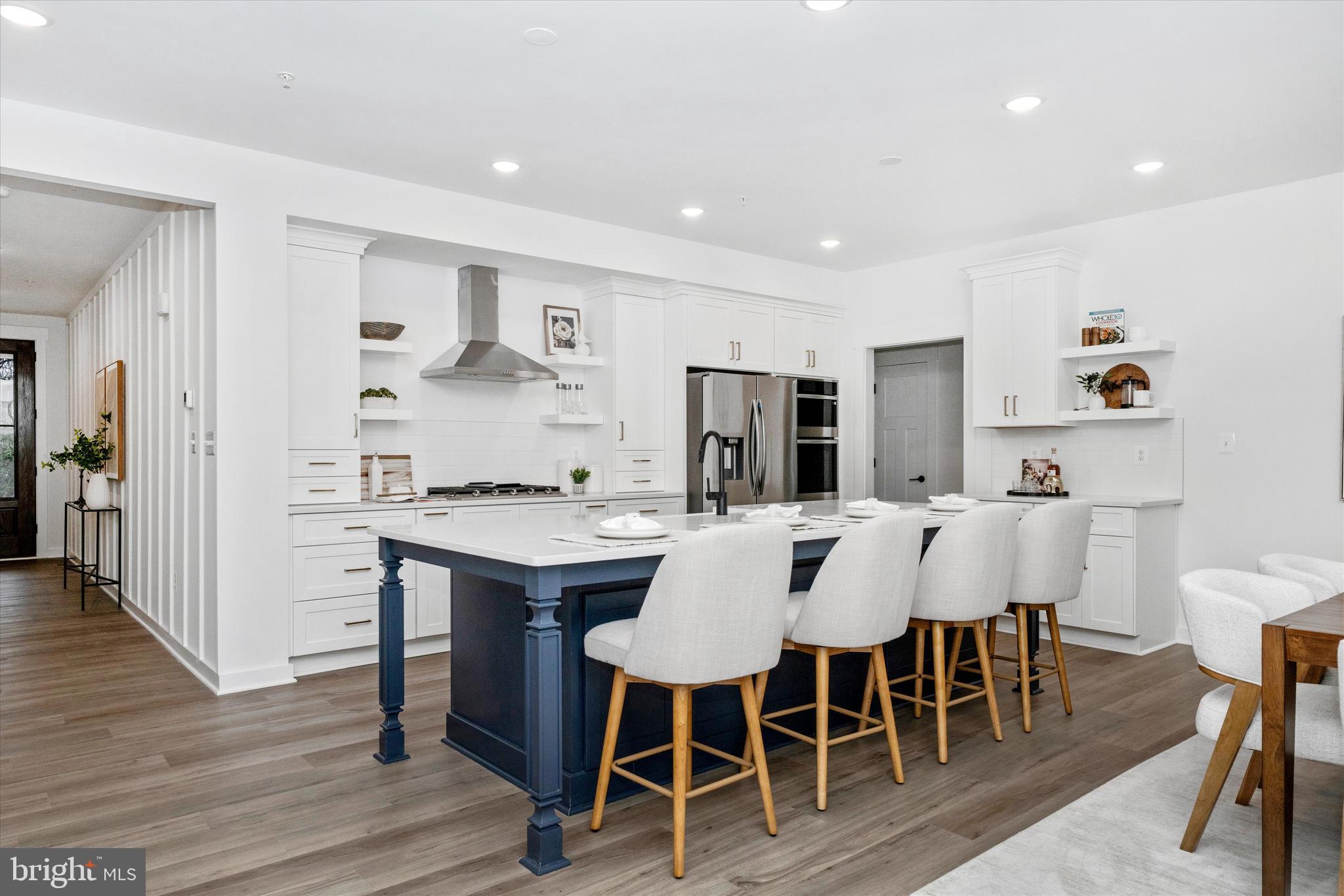MILLERSVILLE - Residential