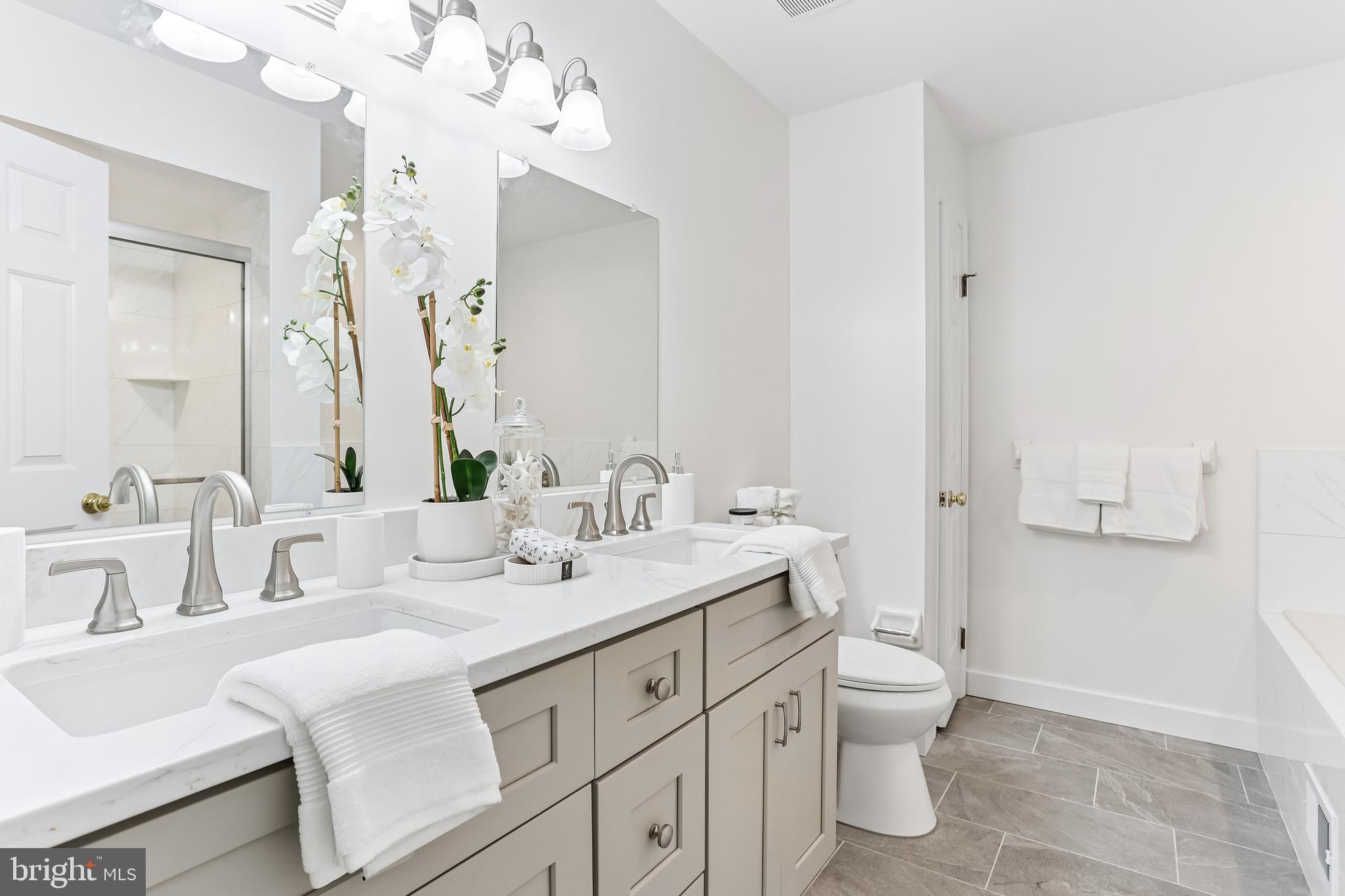 TANGLEWOOD - Residential