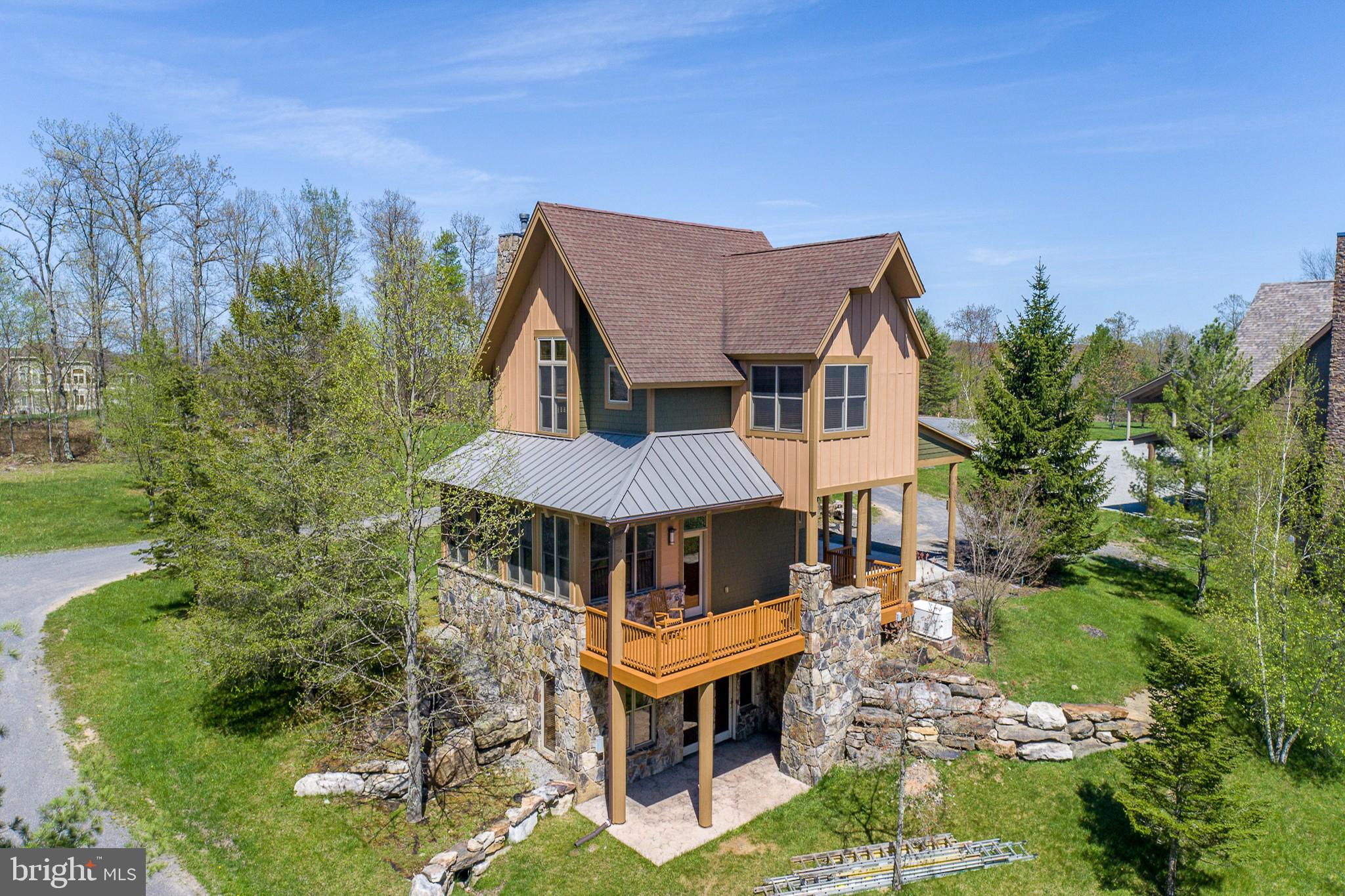OVERLOOK CABINS - Residential