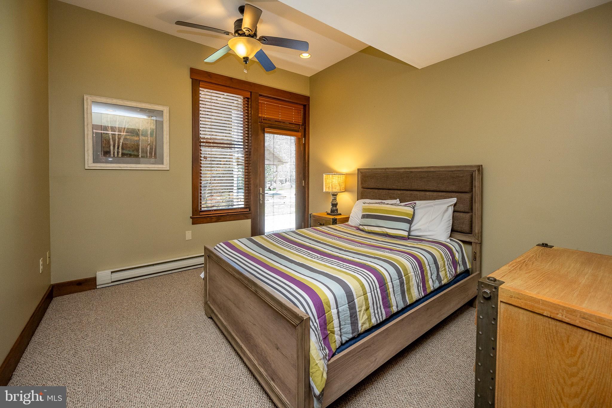 OVERLOOK CABINS - Residential