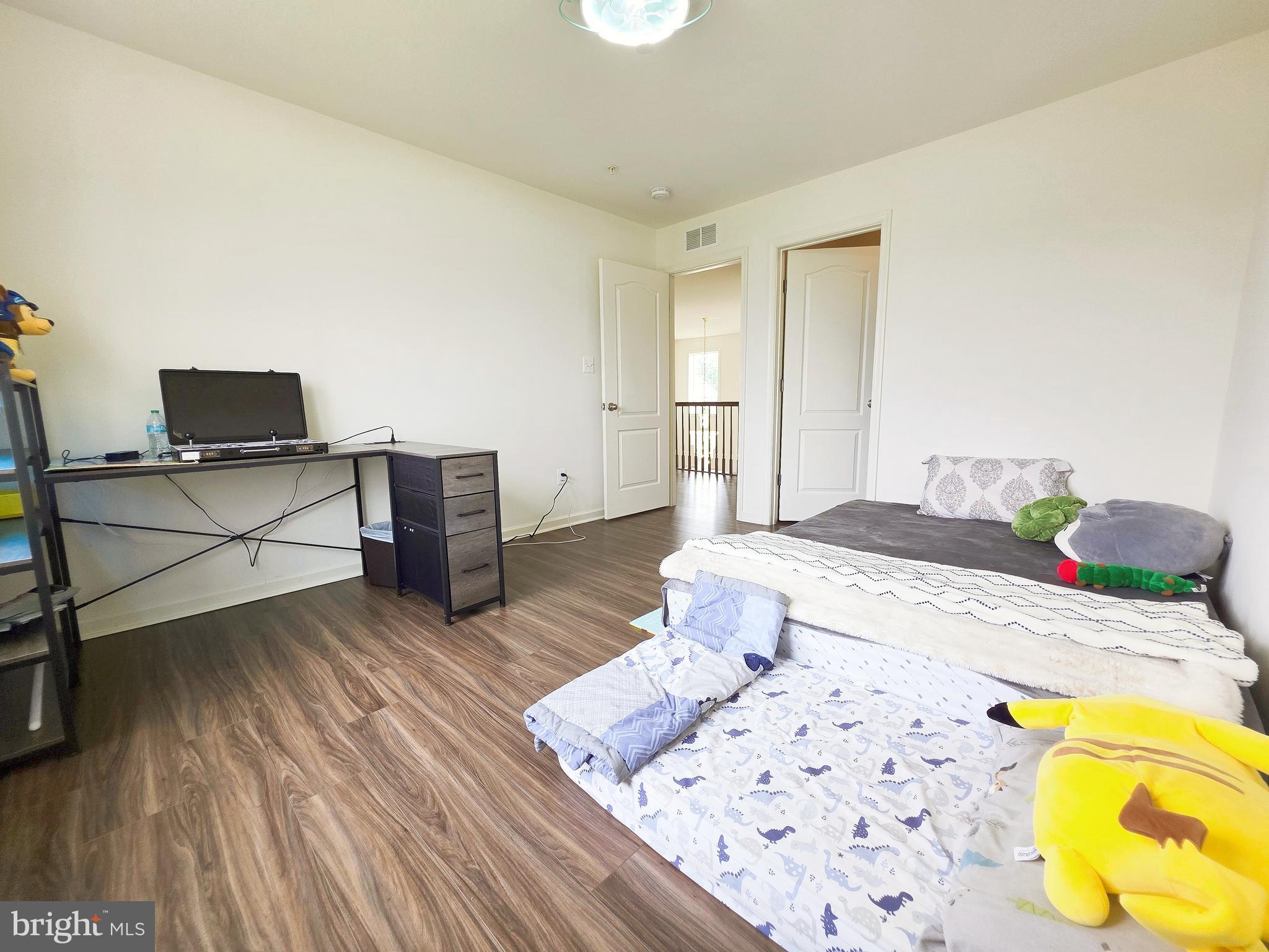 WESTFIELDS - Residential