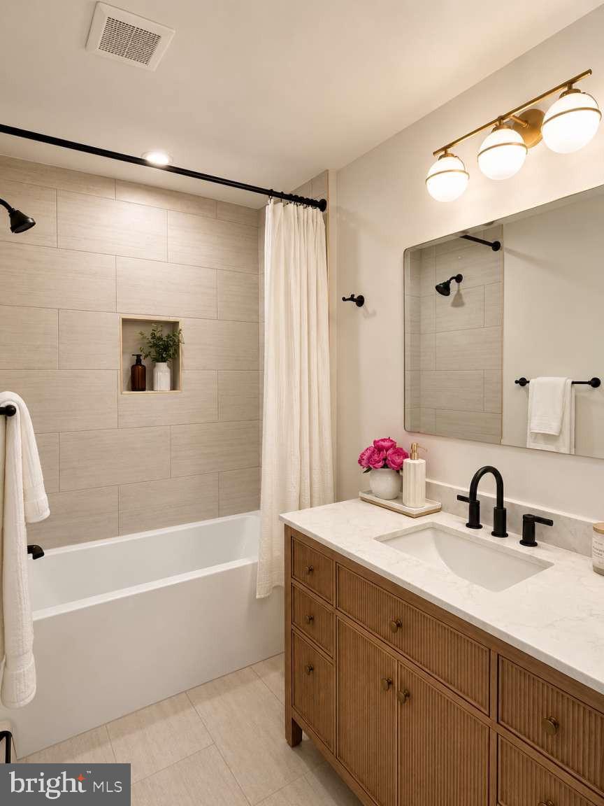 FALCONCREST - Residential