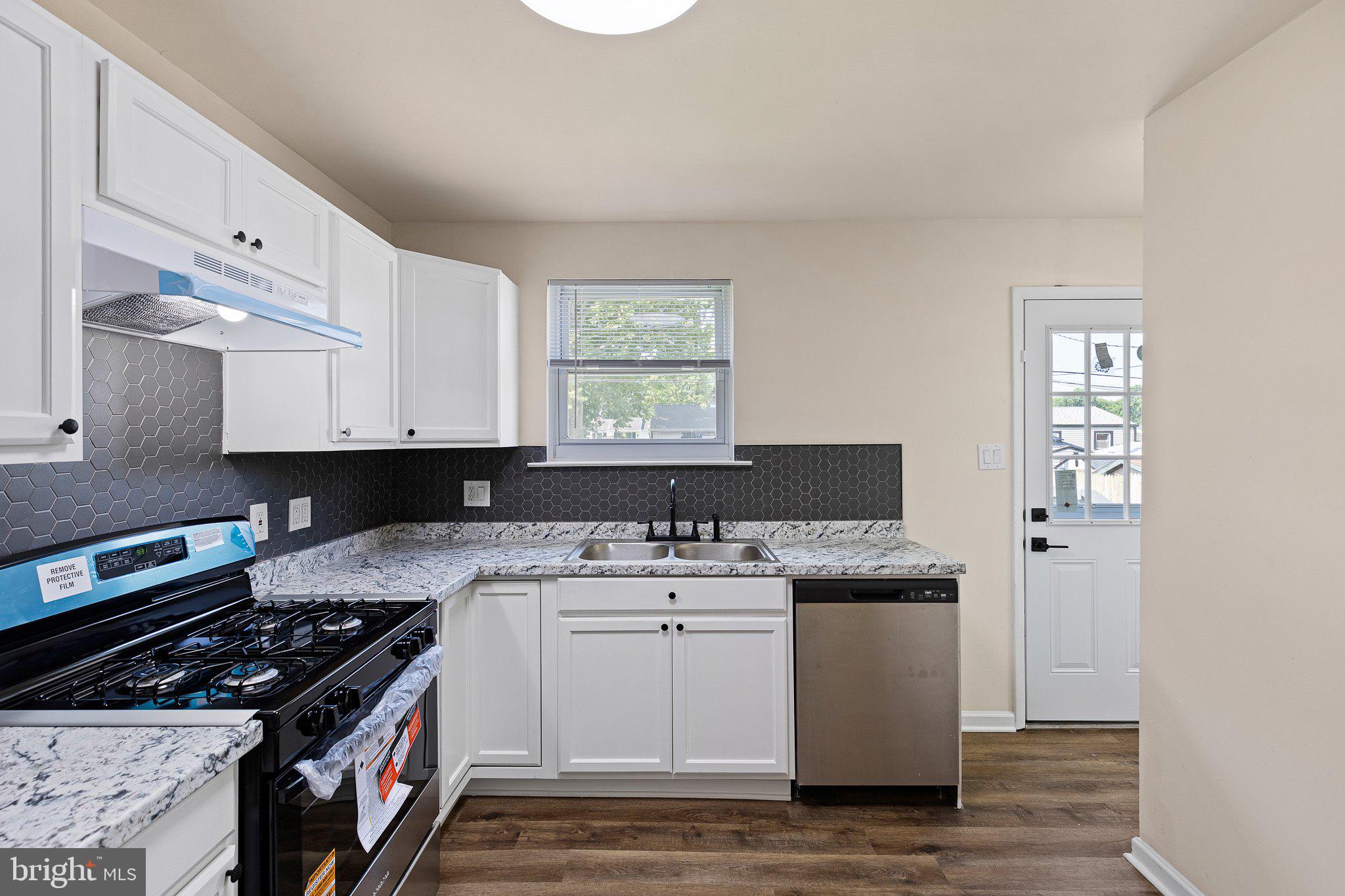 IVY RIDGE - Residential