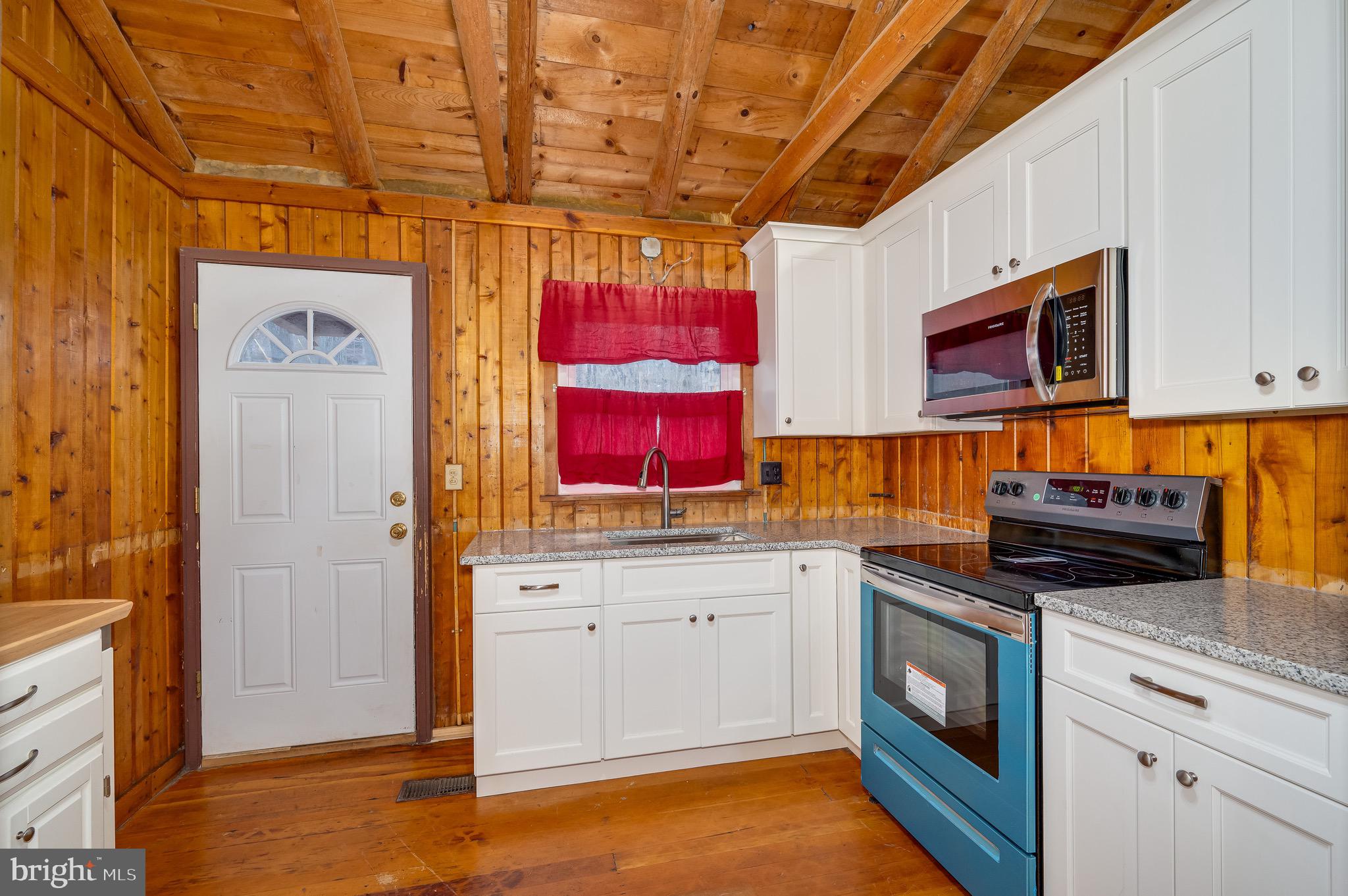 SHANNONDALE - Residential