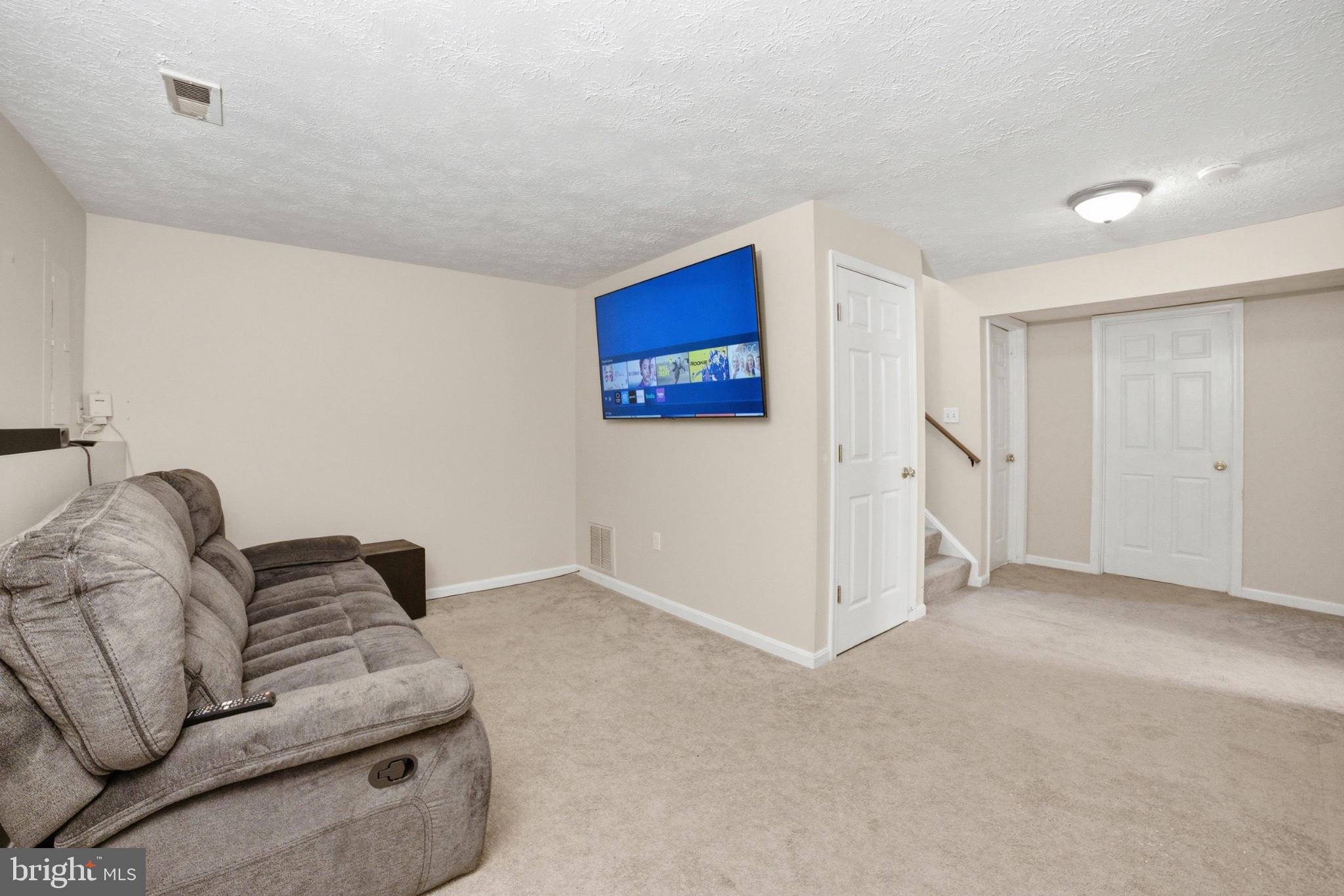 POTOMAC HILLS - Residential