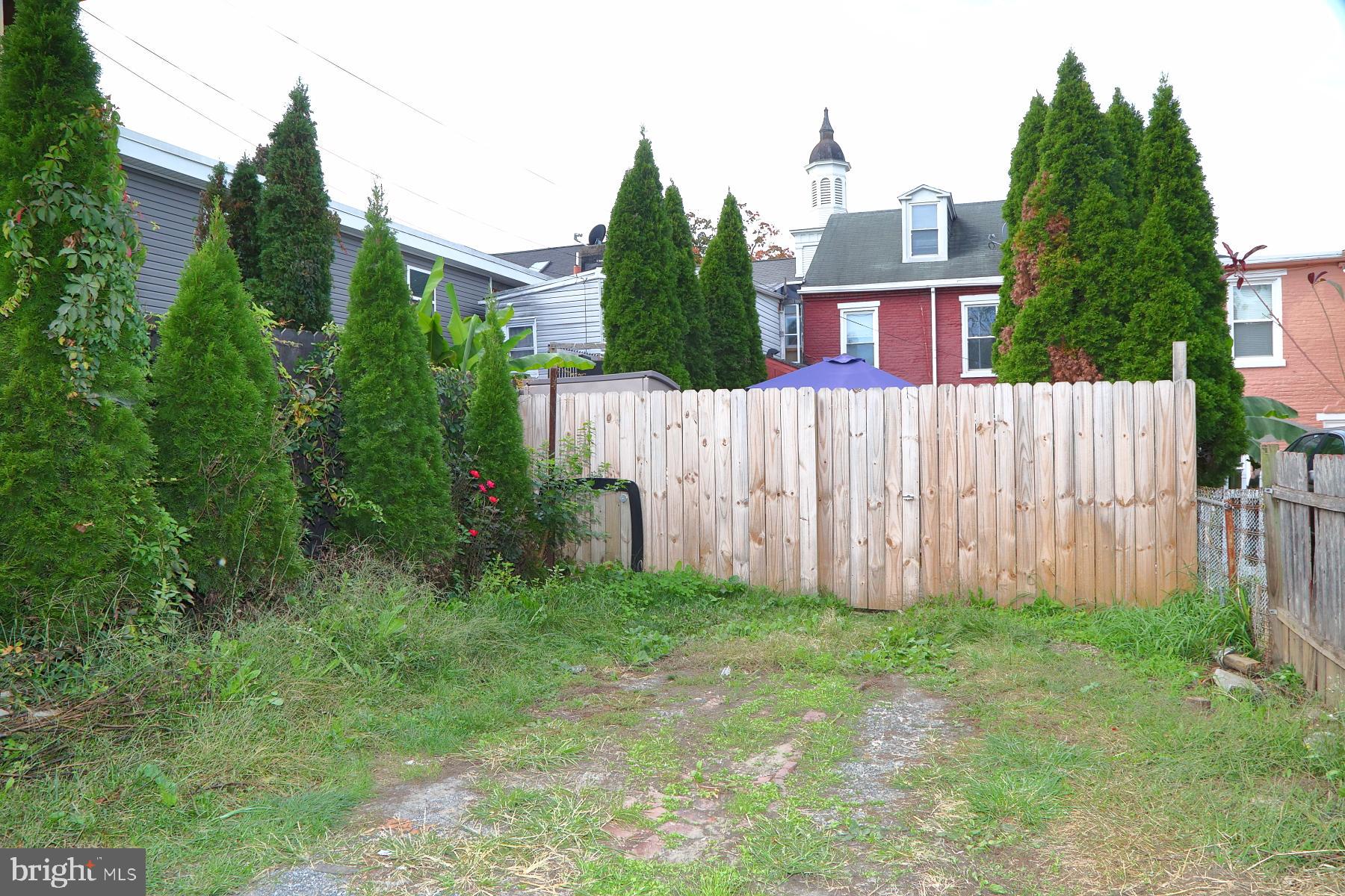 LANCASTER CITY WARD 7 - Residential