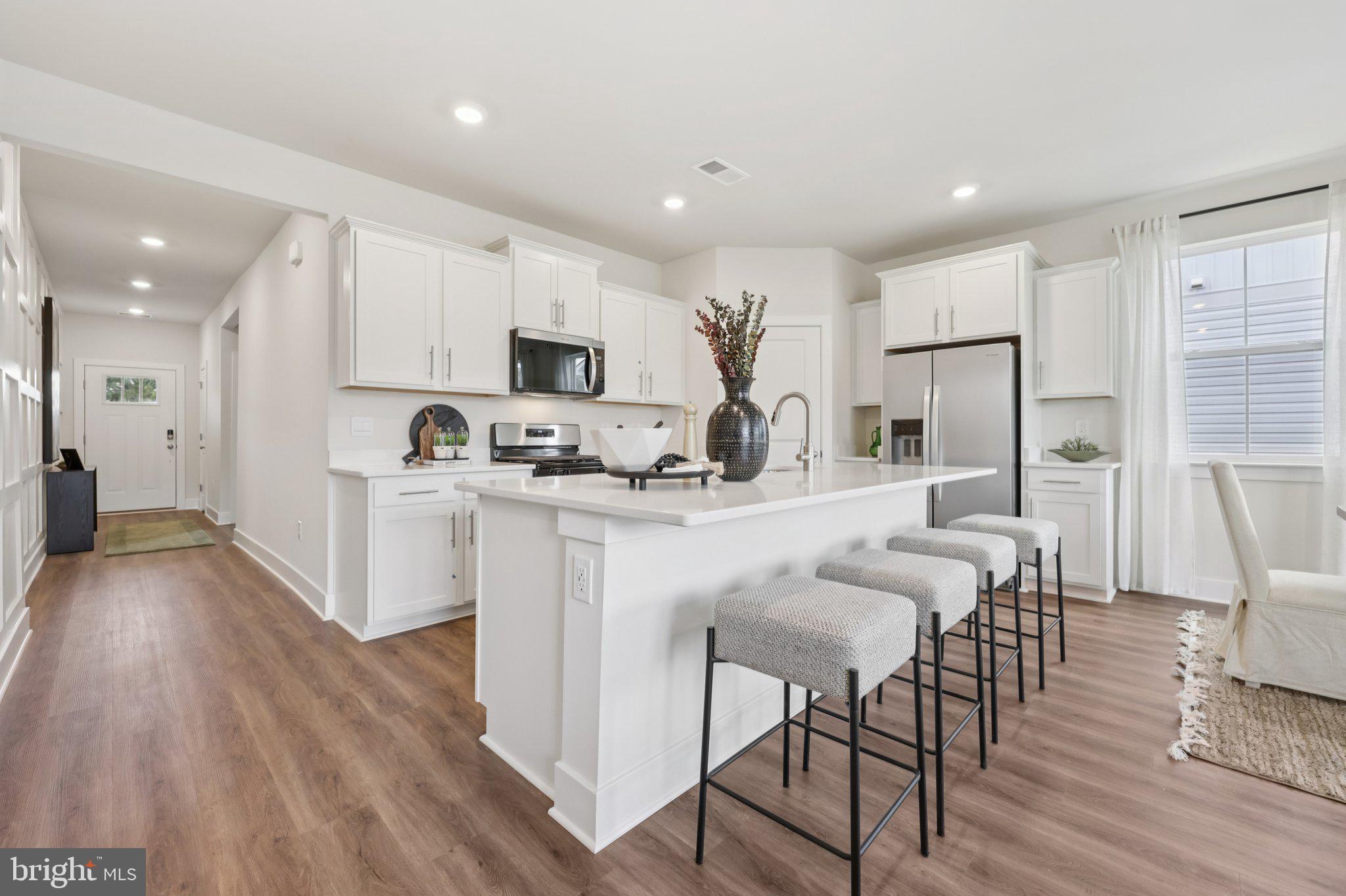 WILLOW RUN - Residential