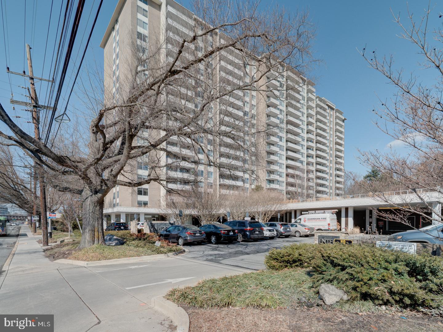 THE KENWOOD - Residential