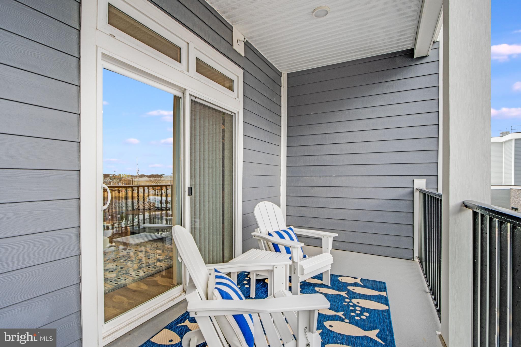 FLATS AT COASTAL STATION - Residential