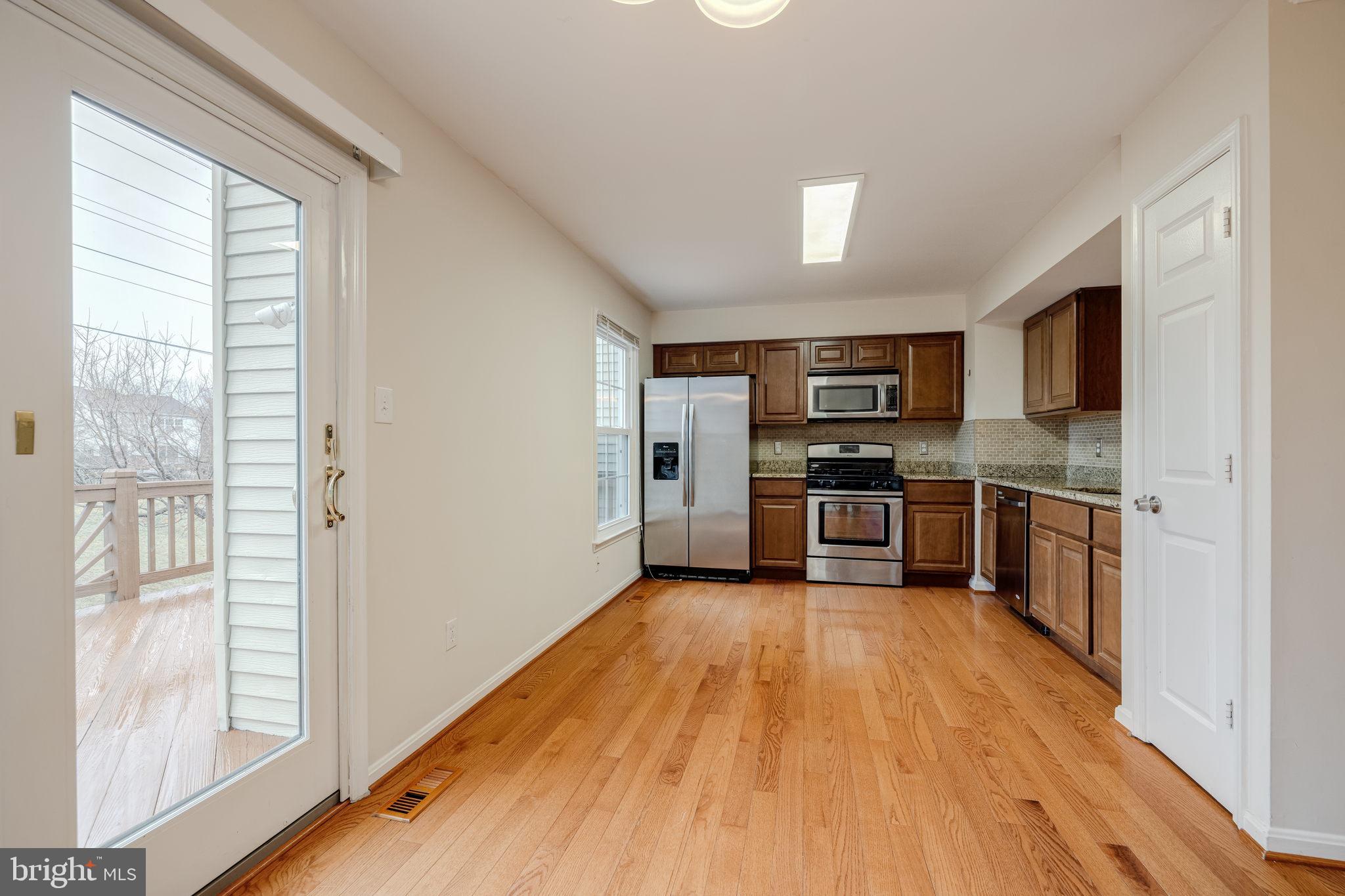 LANDSDOWNE - Residential Lease