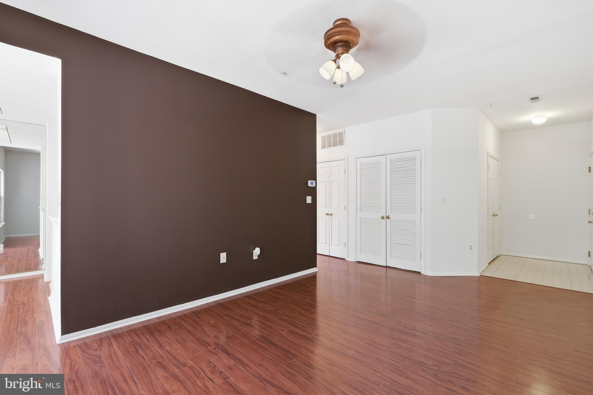 OWINGS MILLS - Residential
