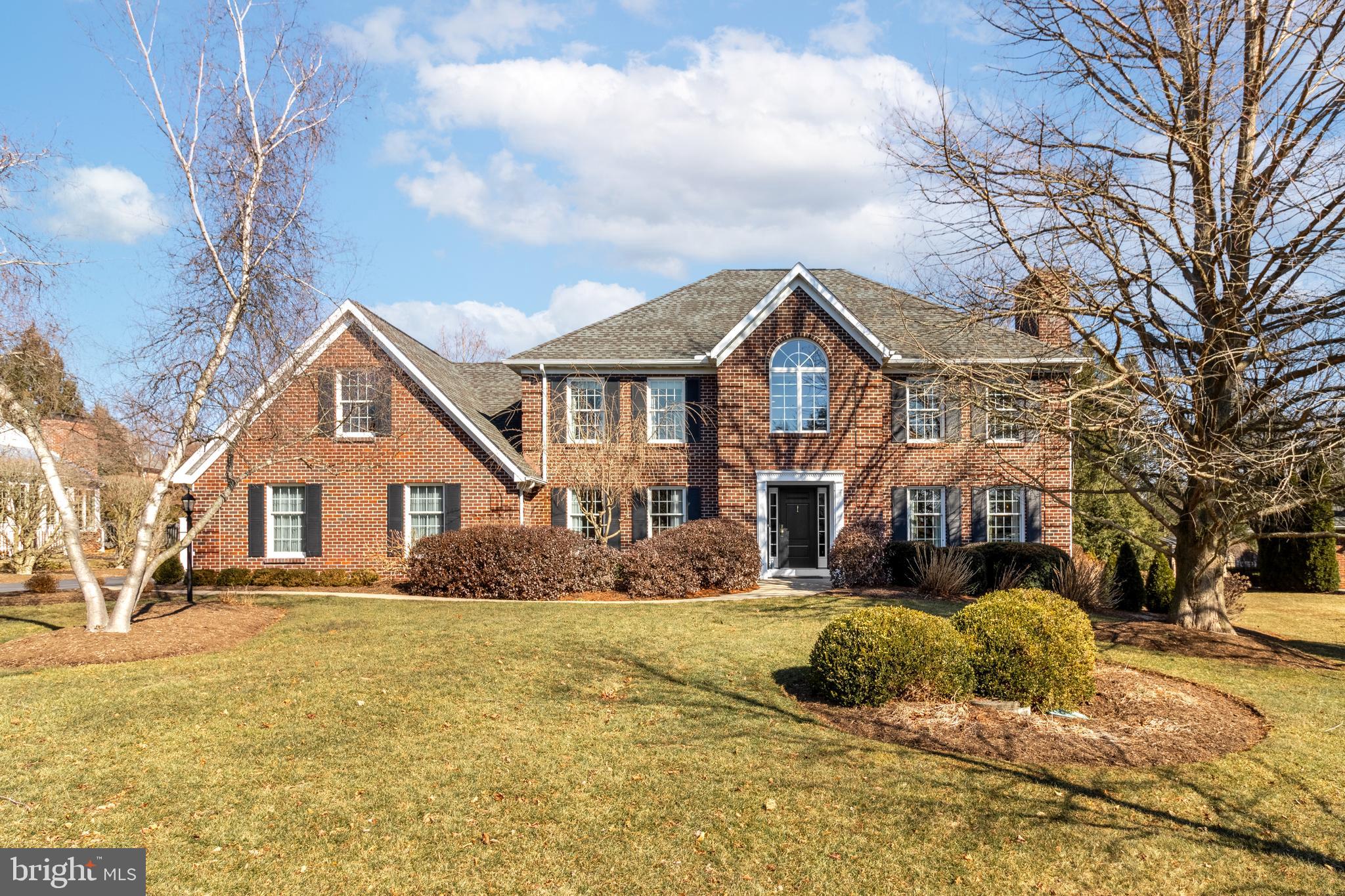 CENTRE HILLS - Residential