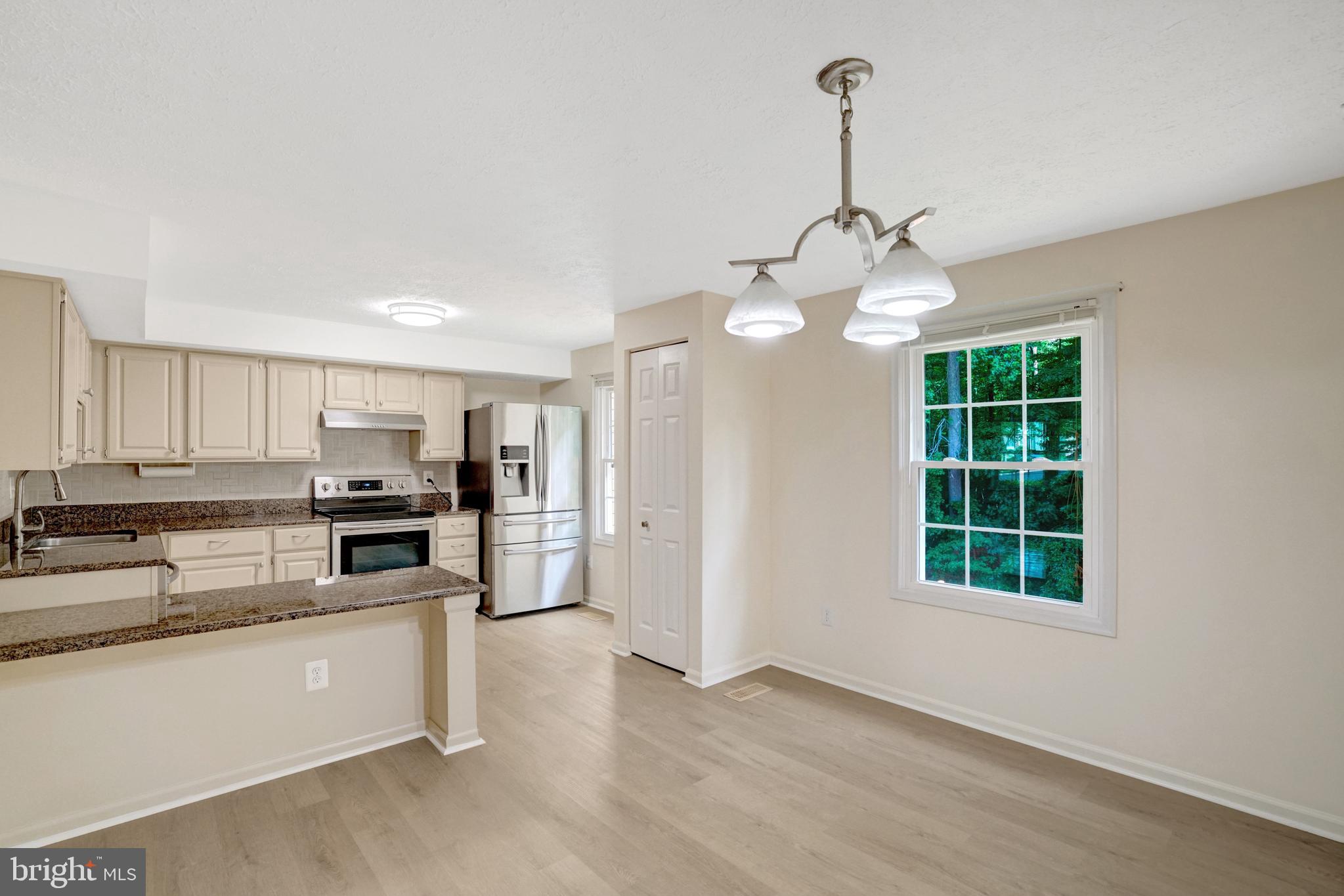 POHICK VILLAGE - Residential