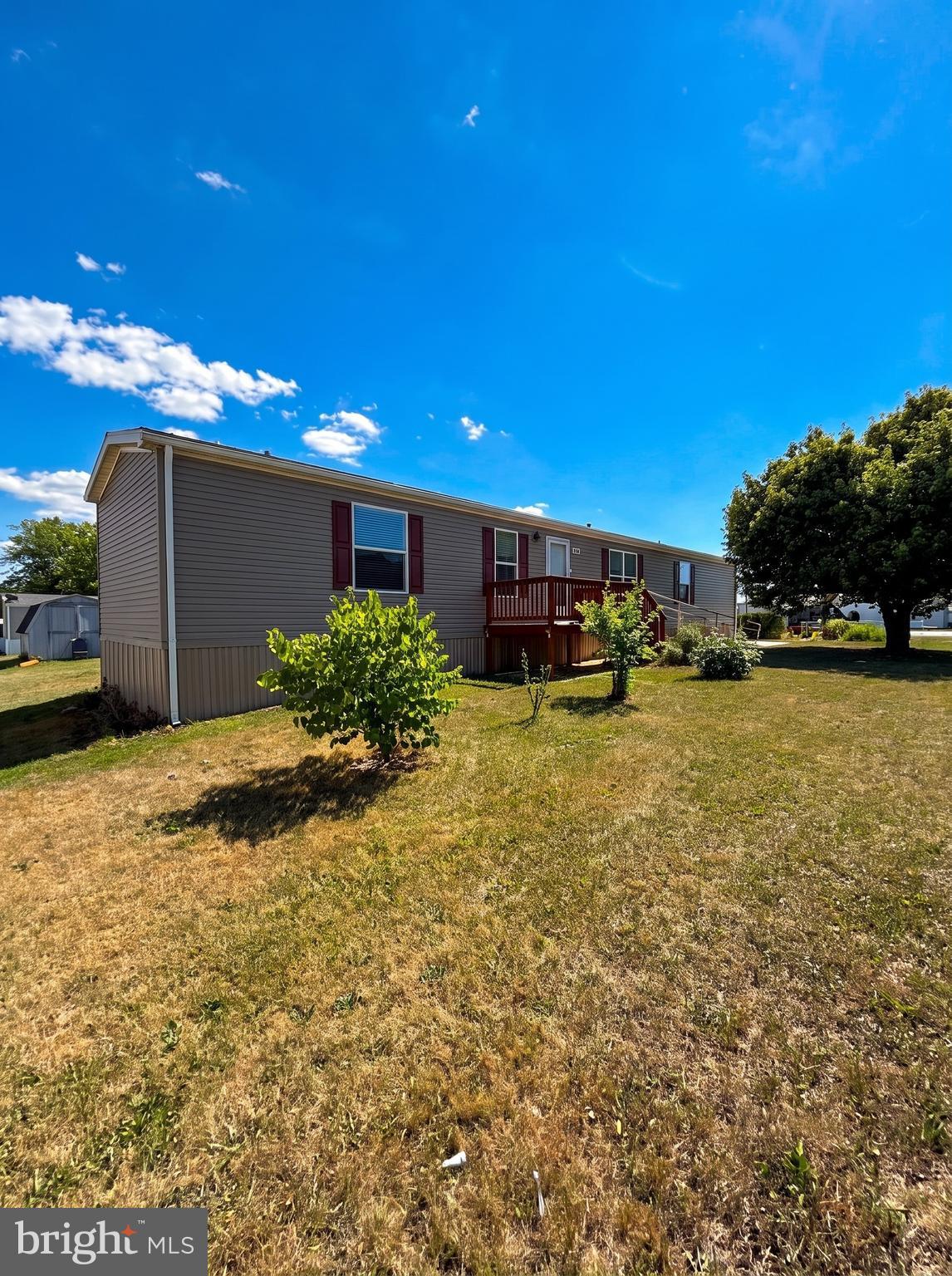 WALNUT GROVE MOBILE HOME PARK - Residential