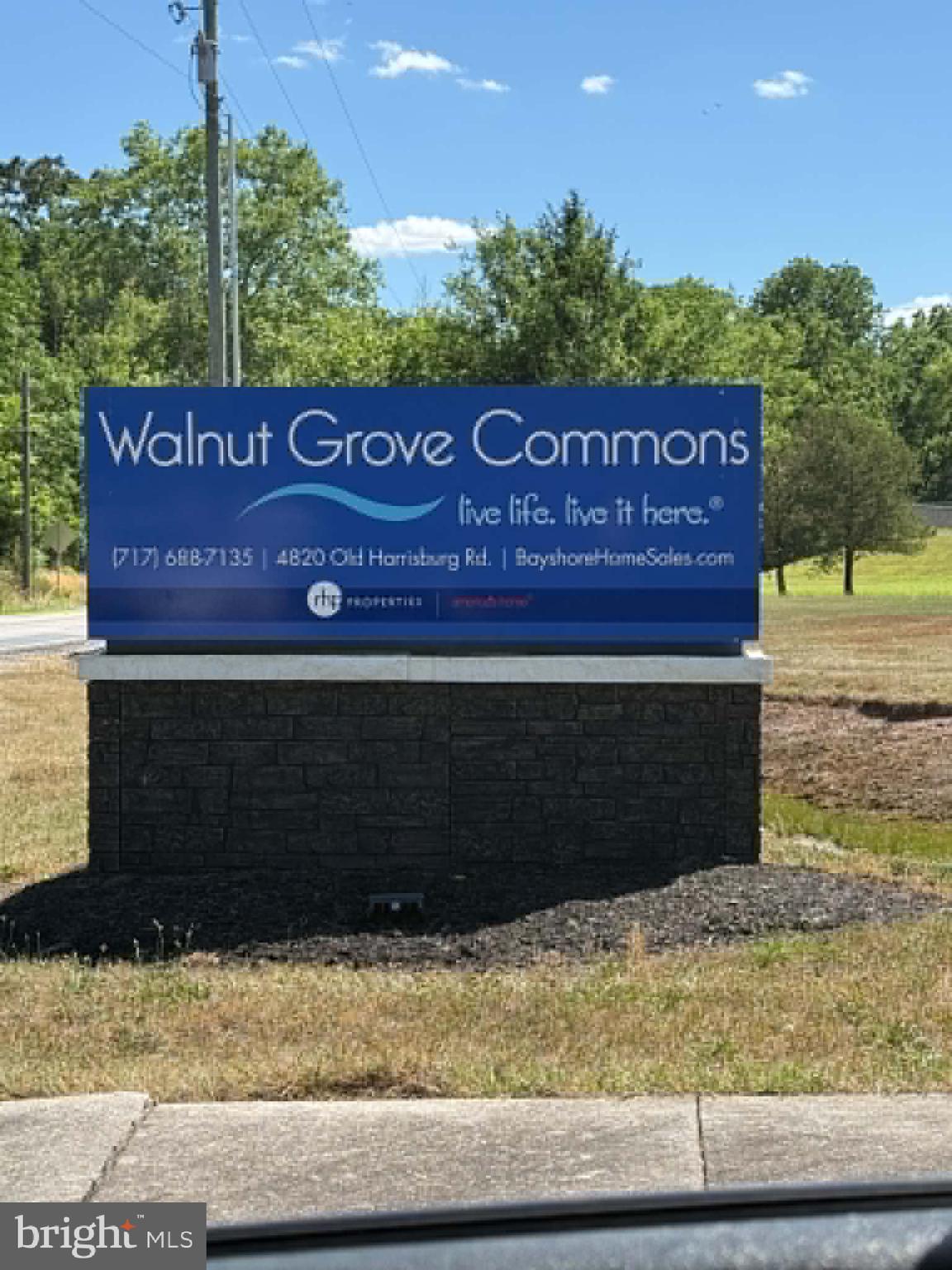 WALNUT GROVE MOBILE HOME PARK - Residential