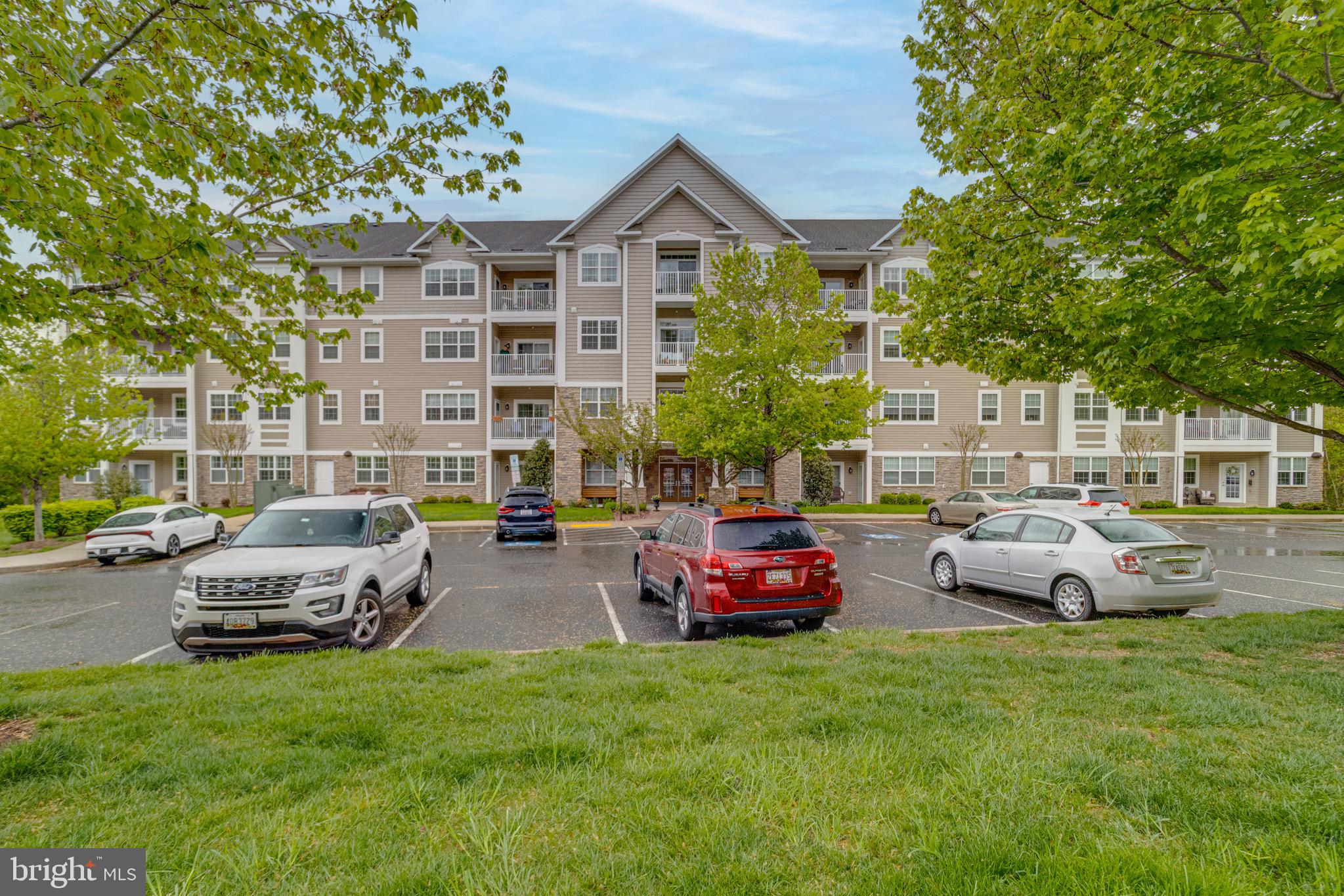 MACPHAIL WOODS - Residential