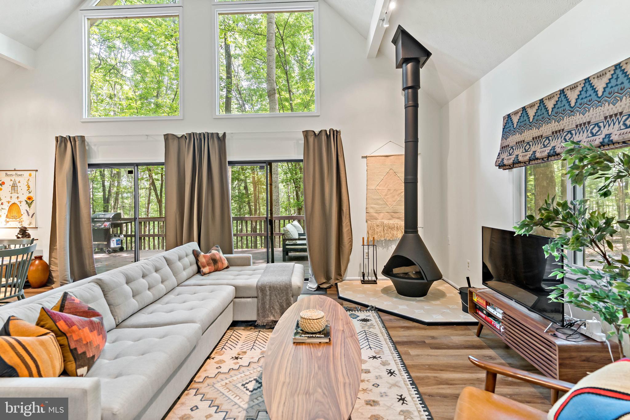 ROCK GAP WOODS - Residential
