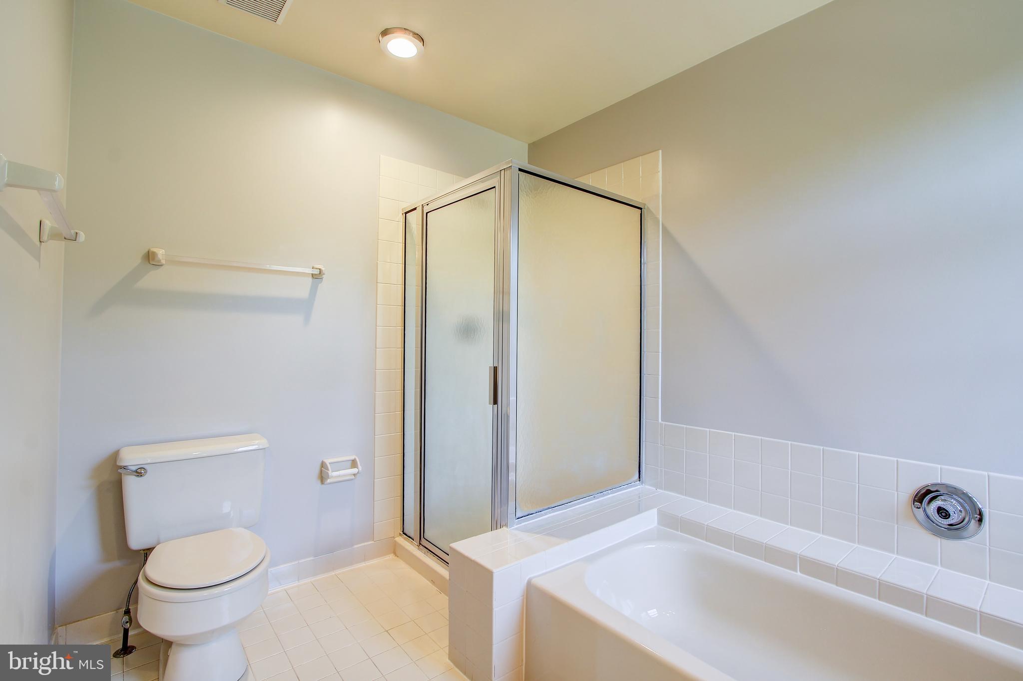 ORCHARD HILLS - Residential