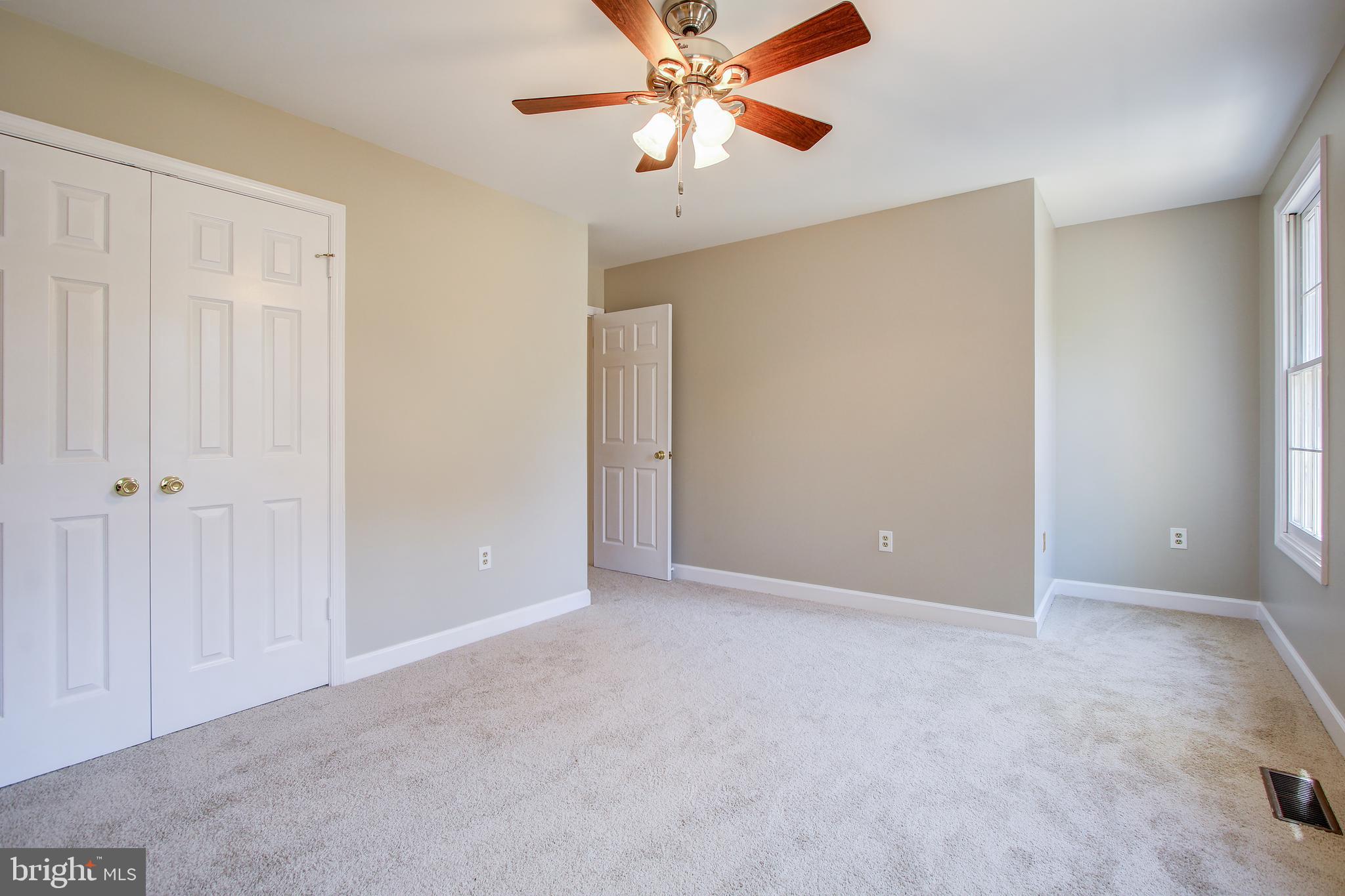 ORCHARD HILLS - Residential