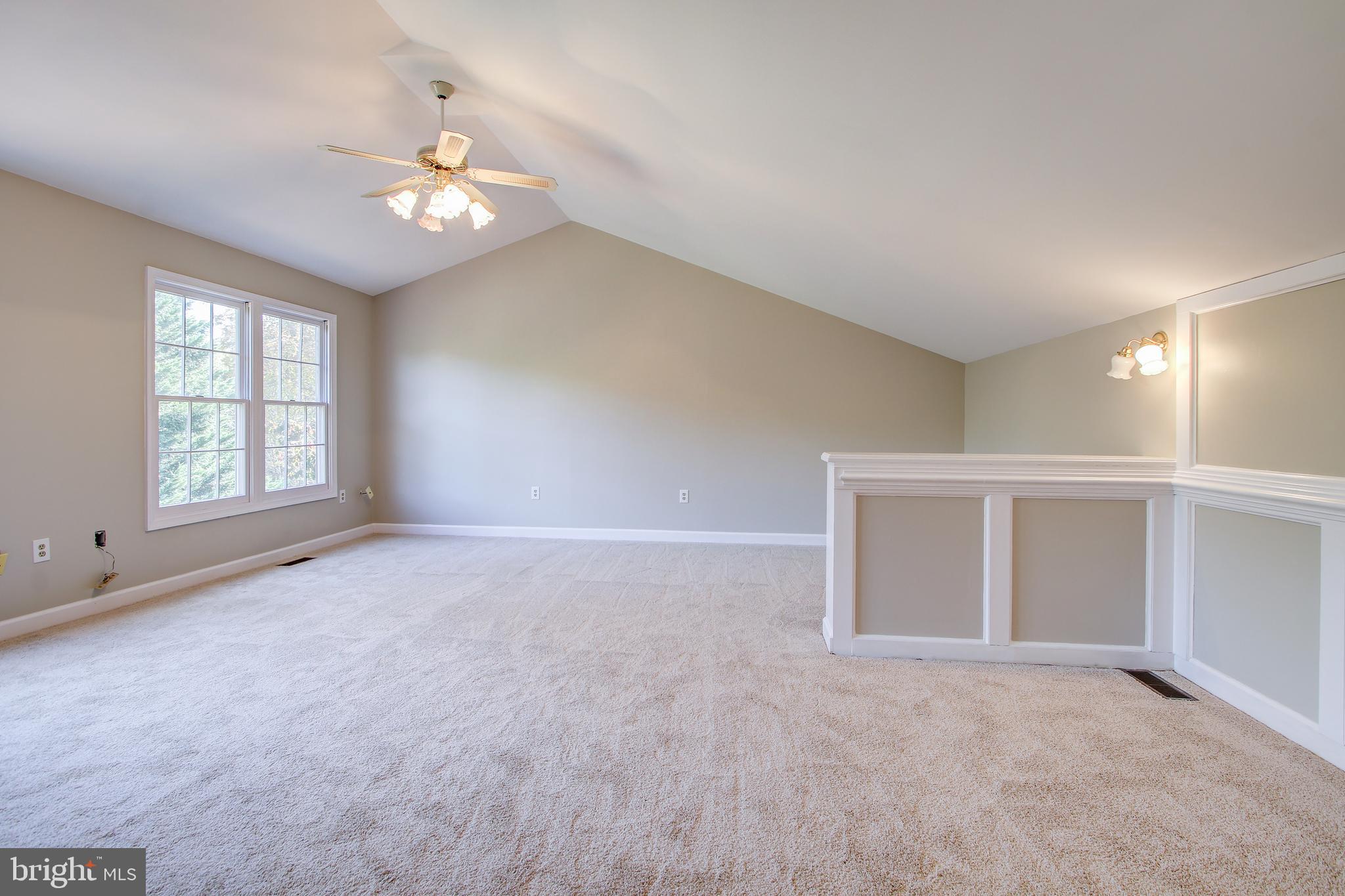 ORCHARD HILLS - Residential