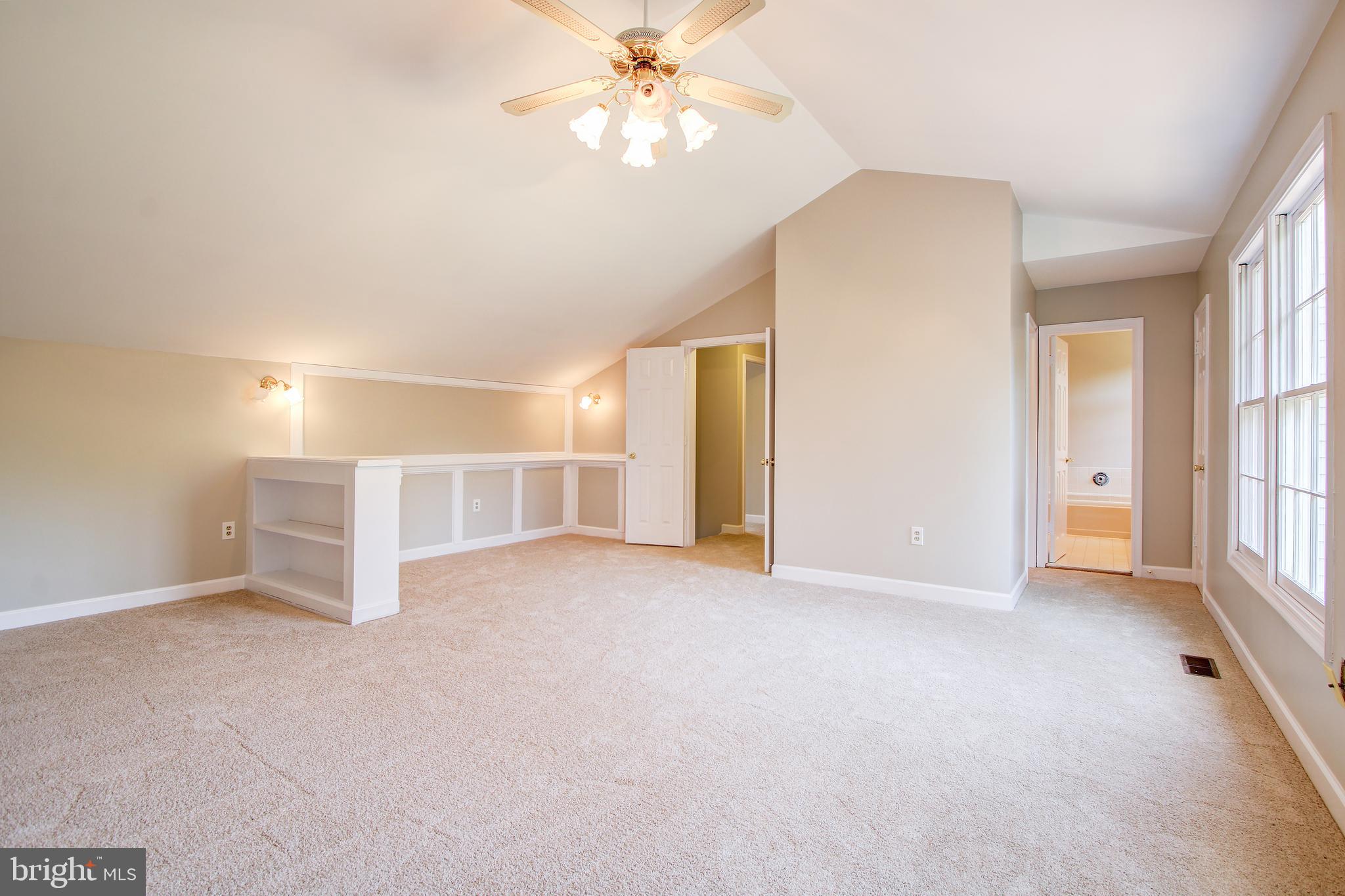 ORCHARD HILLS - Residential