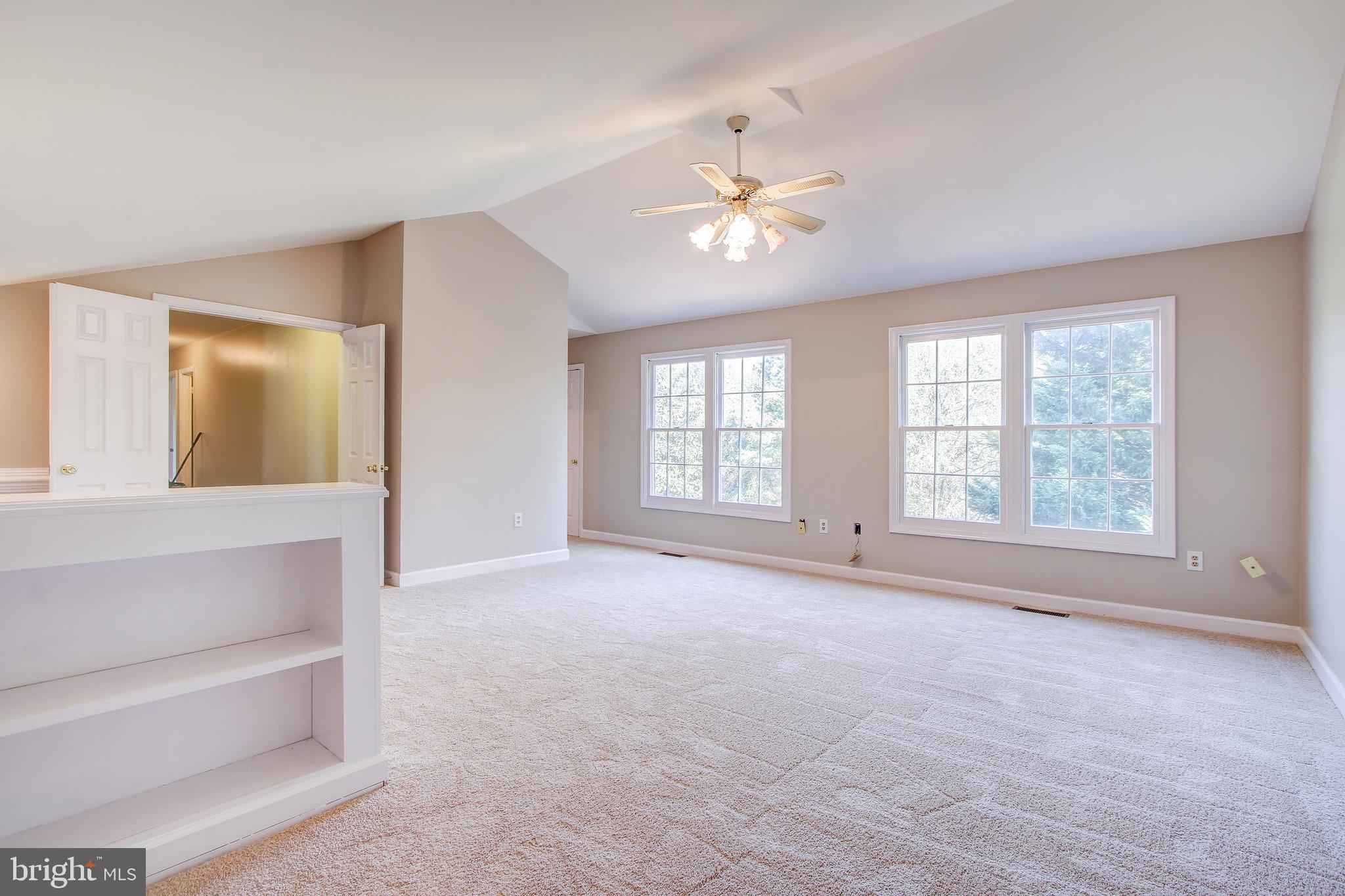ORCHARD HILLS - Residential