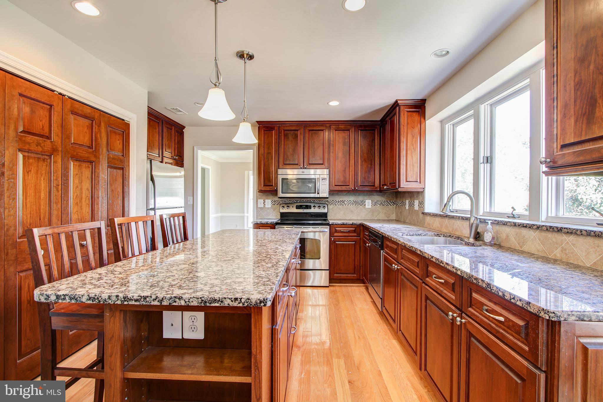 ORCHARD HILLS - Residential
