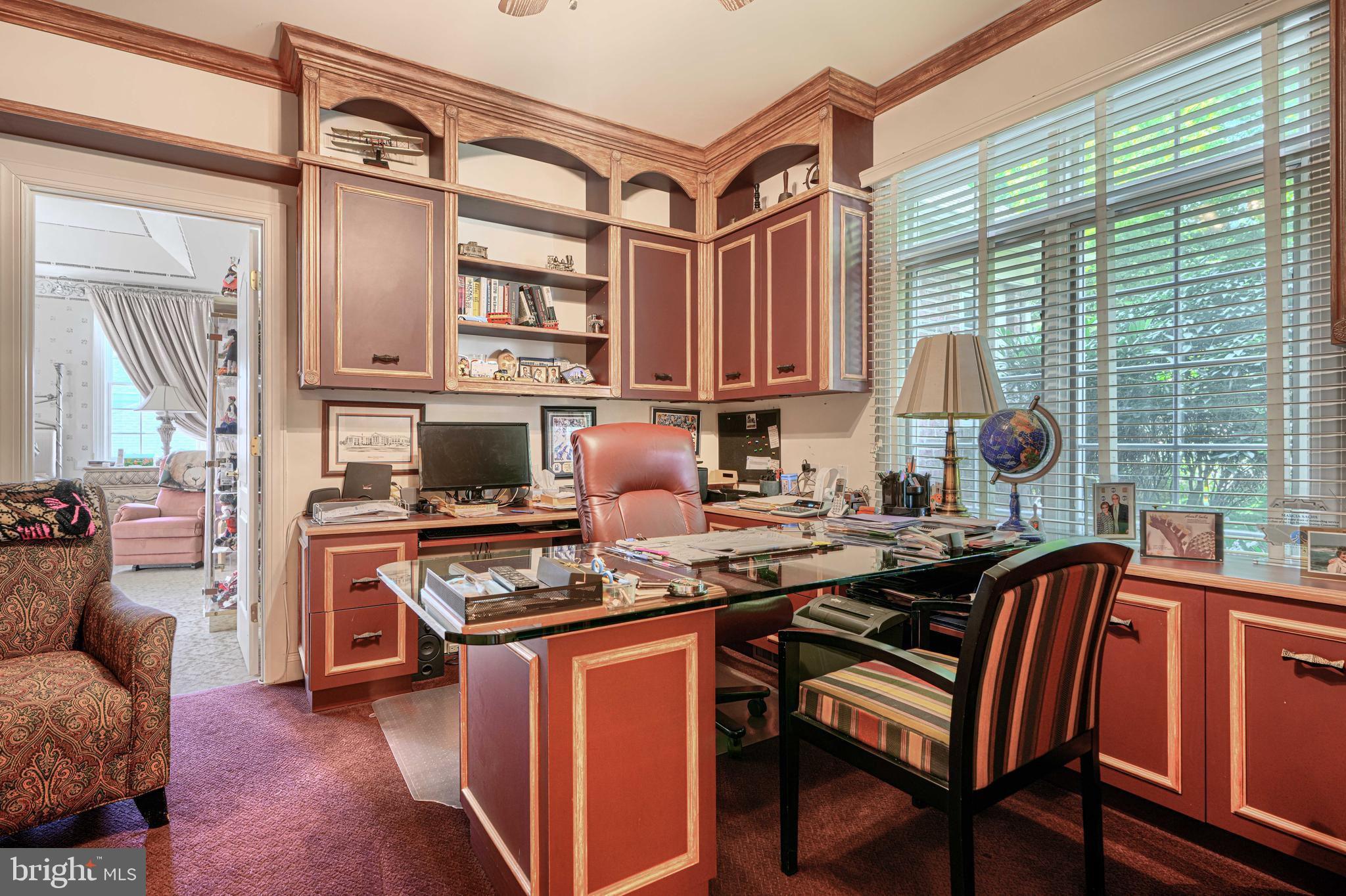 THE ENCLAVE - Residential