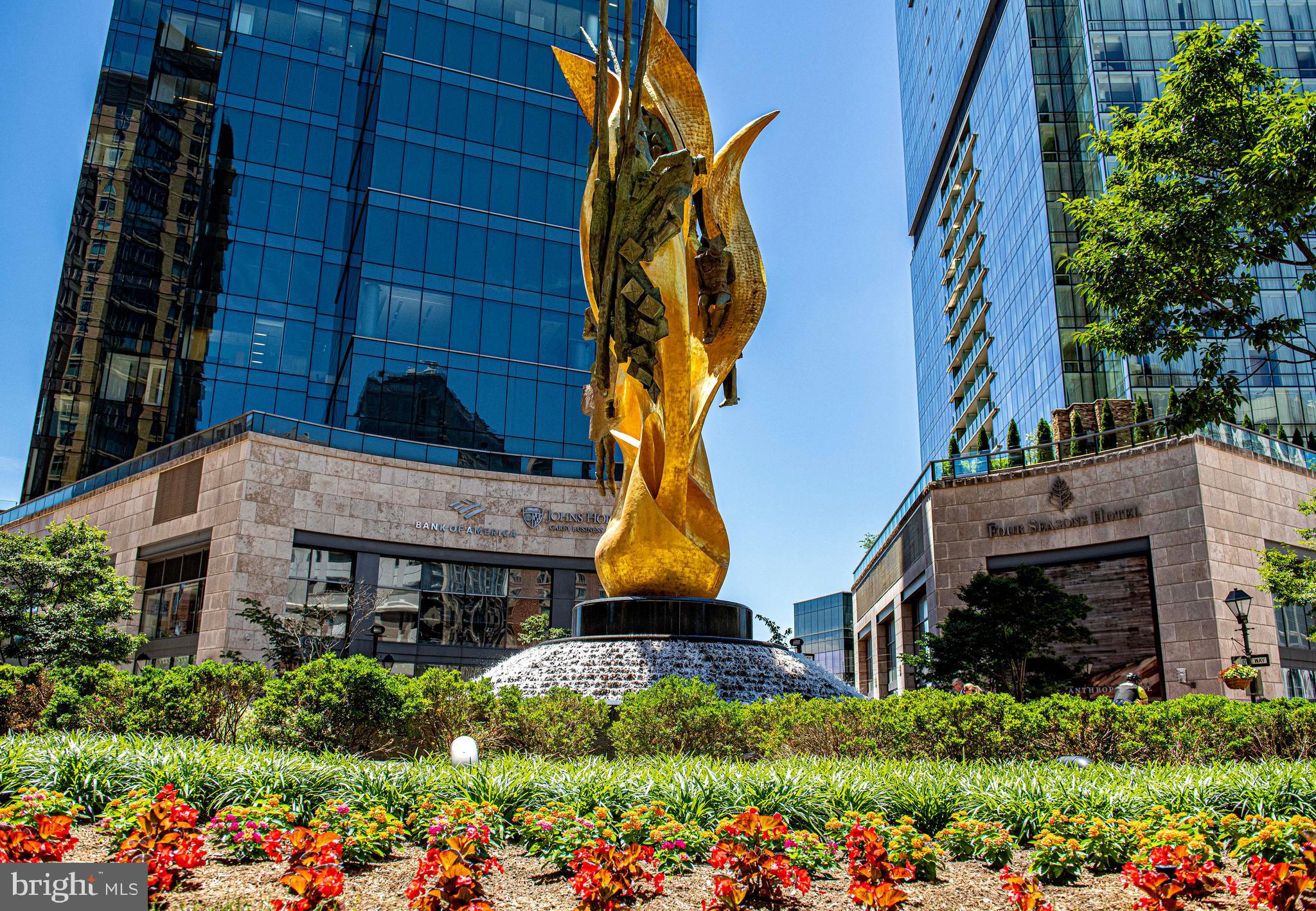 HARBOR EAST - Residential