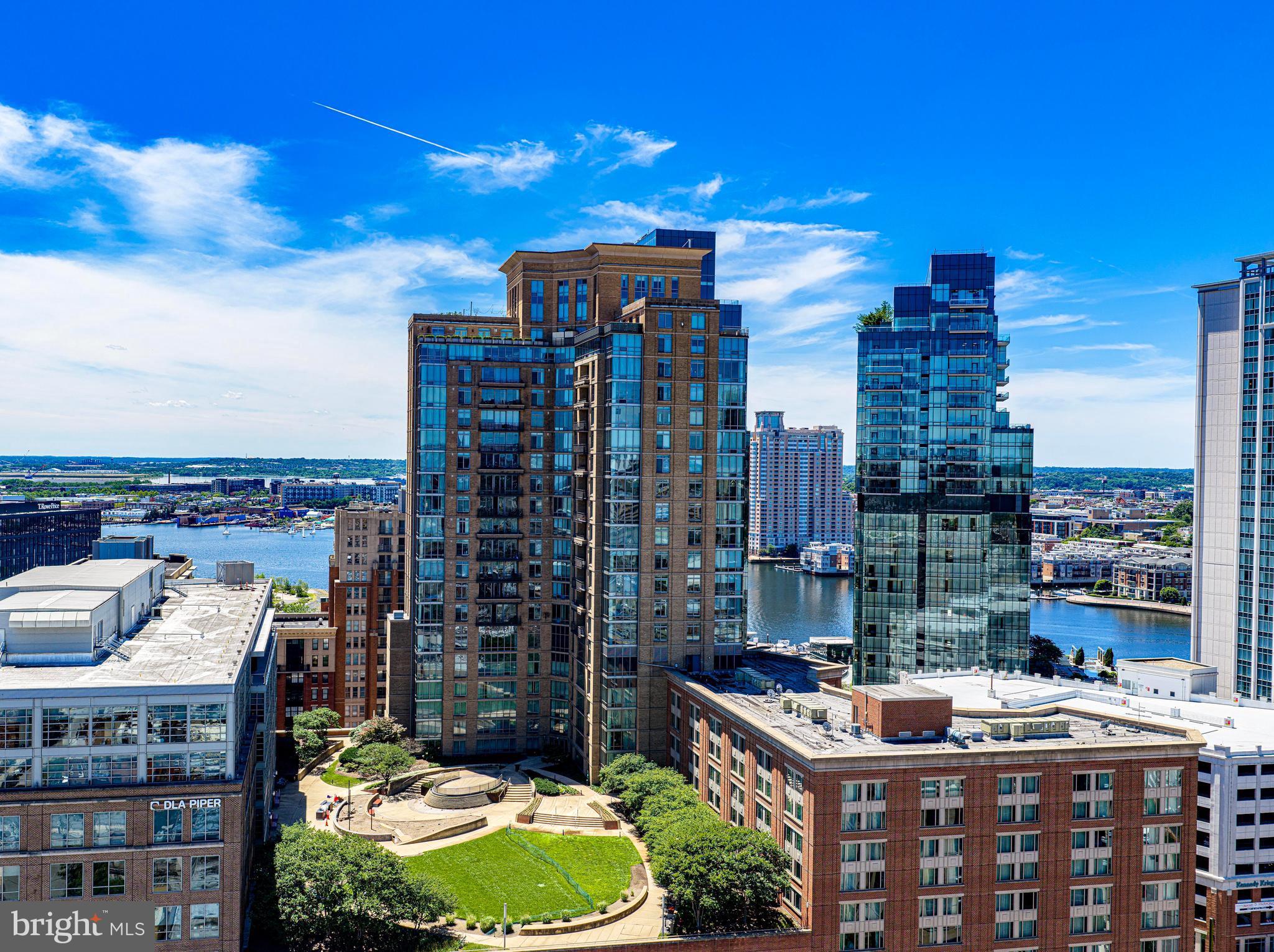 HARBOR EAST - Residential