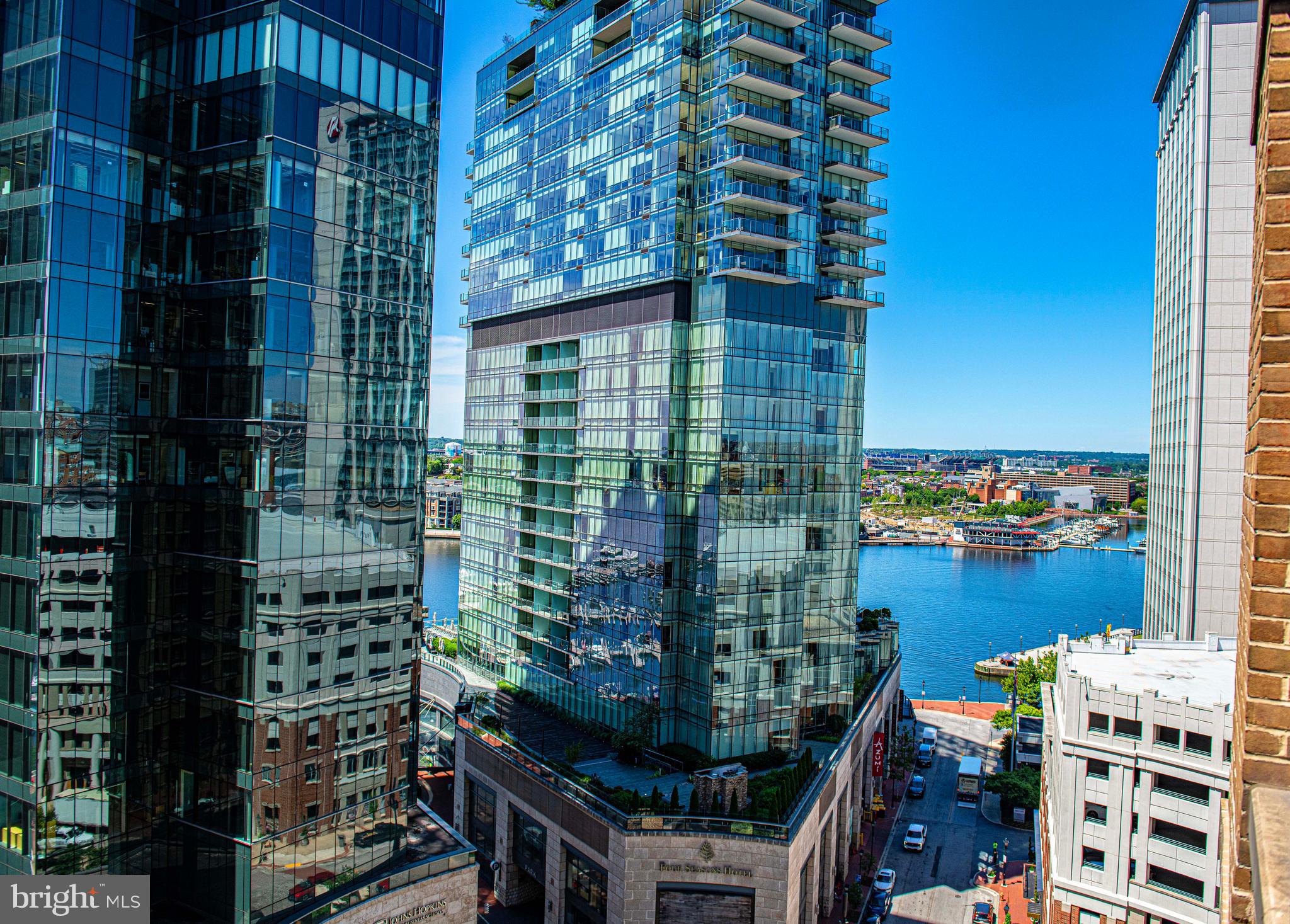 HARBOR EAST - Residential